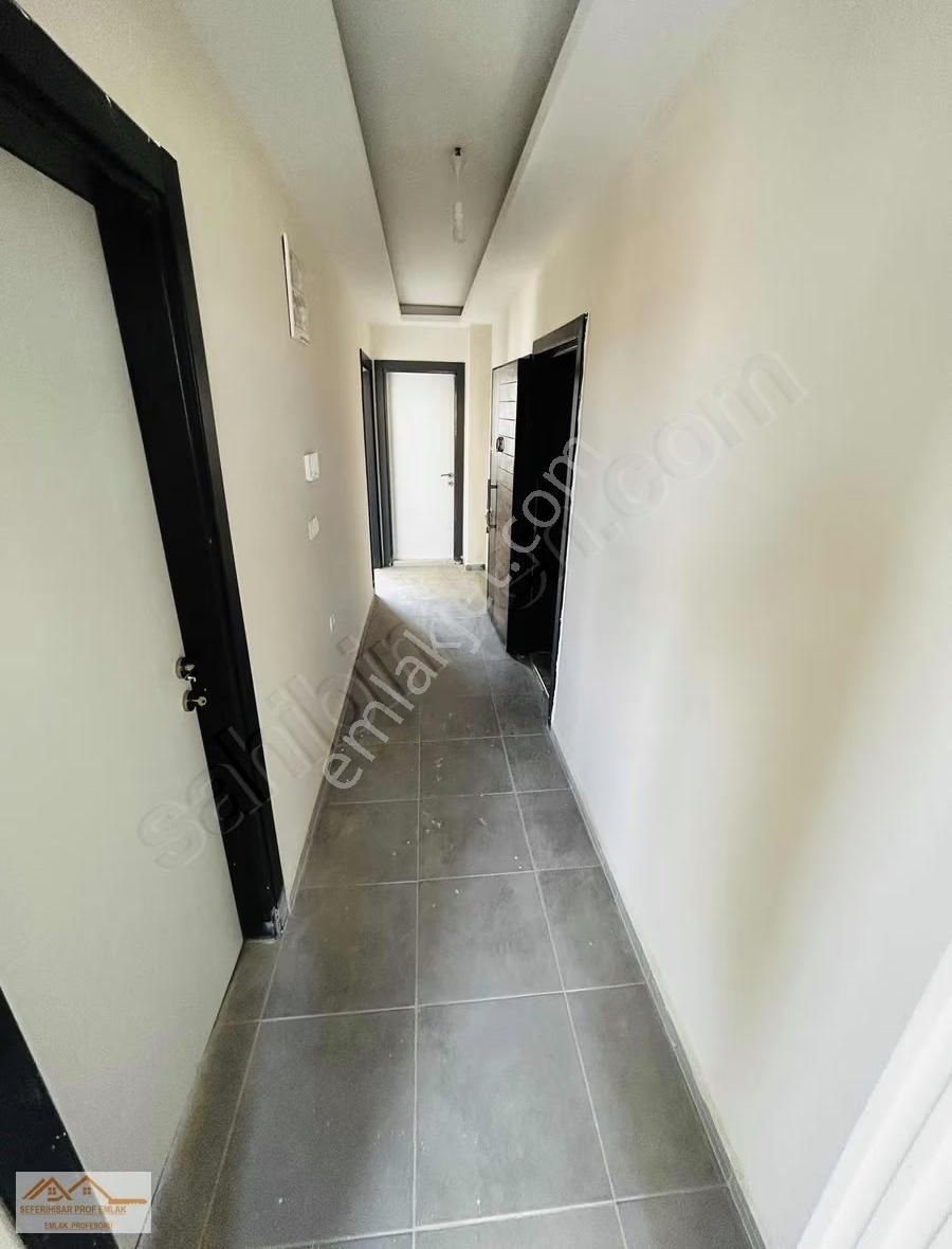 Seferihisar Merkezde Okul Yanı Bahçe Kullanımlı Önüaçık 2+1daire - Görsel 22