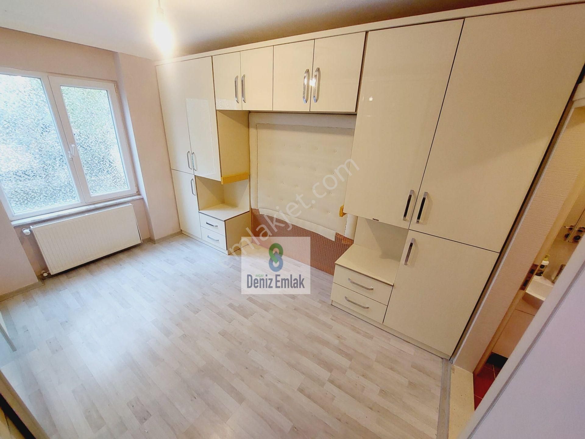 Denizden Akçay Sarıkızda Öncephe Ebeveynli Doğalgazlı Satılık 3+1 Daire. - Görsel 14