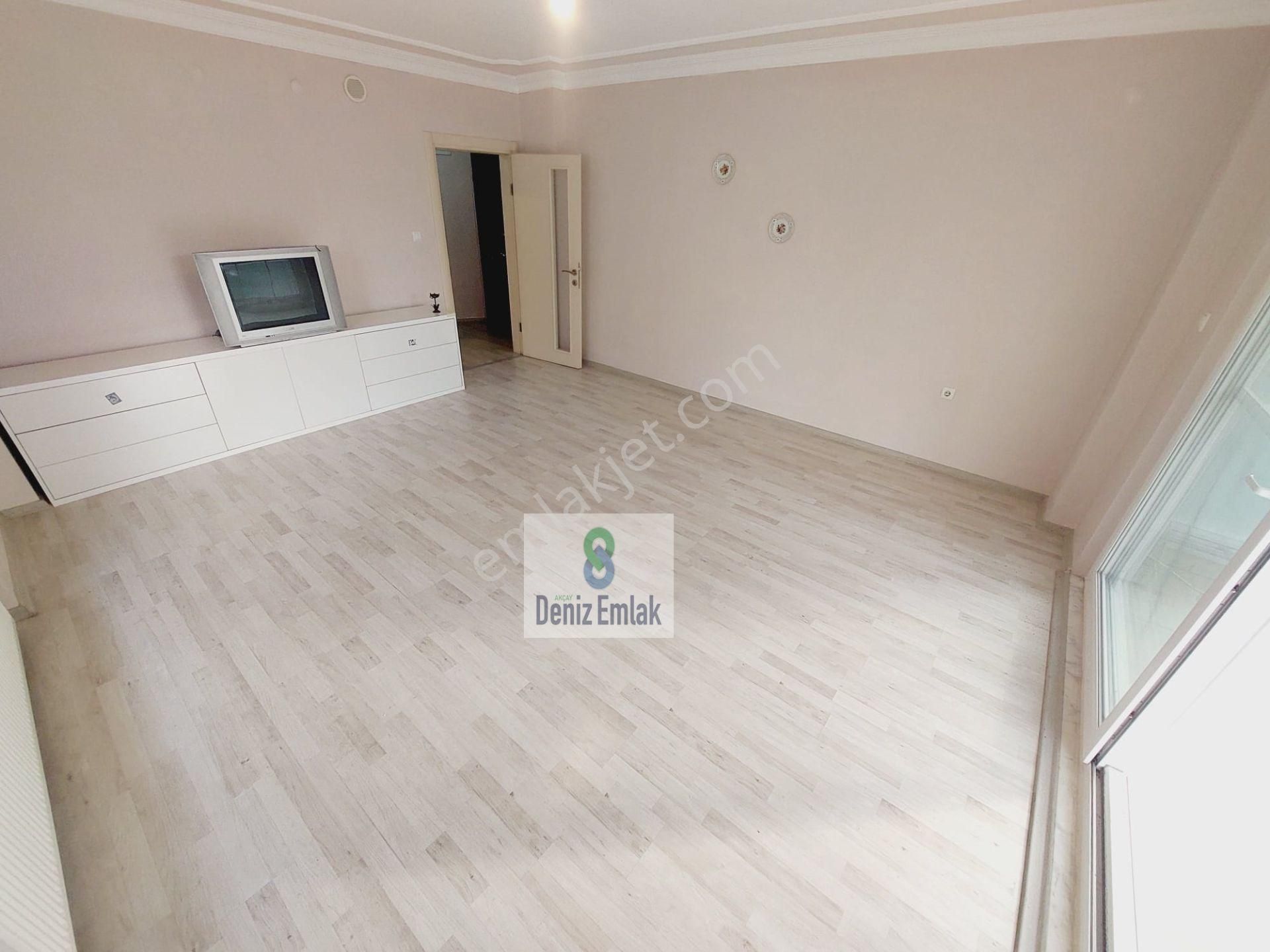 Denizden Akçay Sarıkızda Öncephe Ebeveynli Doğalgazlı Satılık 3+1 Daire. - Görsel 25