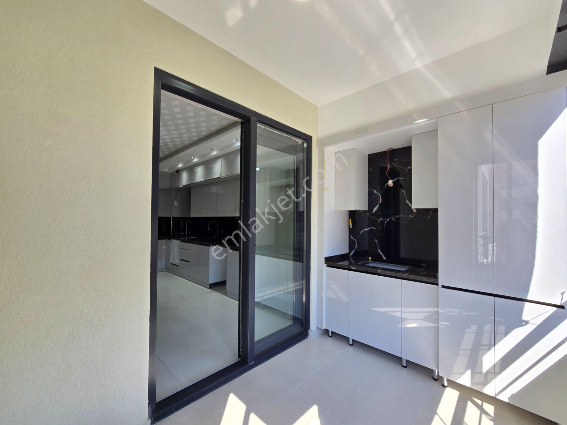 İşyapar Gayrimenkulden Birinci Sınıf Ve Lüks Fırsat 3+1 Daire - Görsel 19