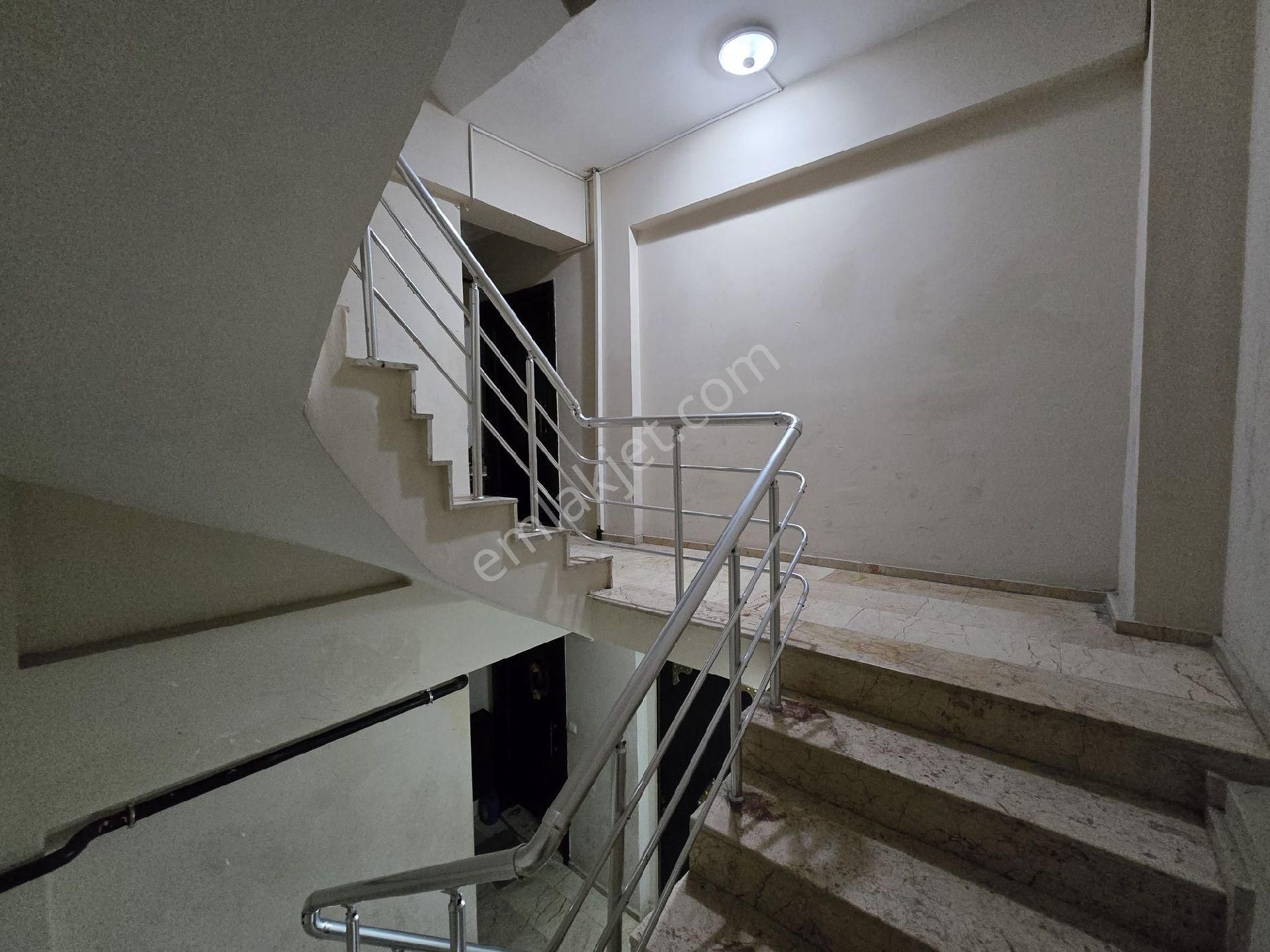 Yeşilyurt Devlet Hastanesi Yakını 2+1 Yeni Bina Arakat Dogalgazlı - Görsel 31