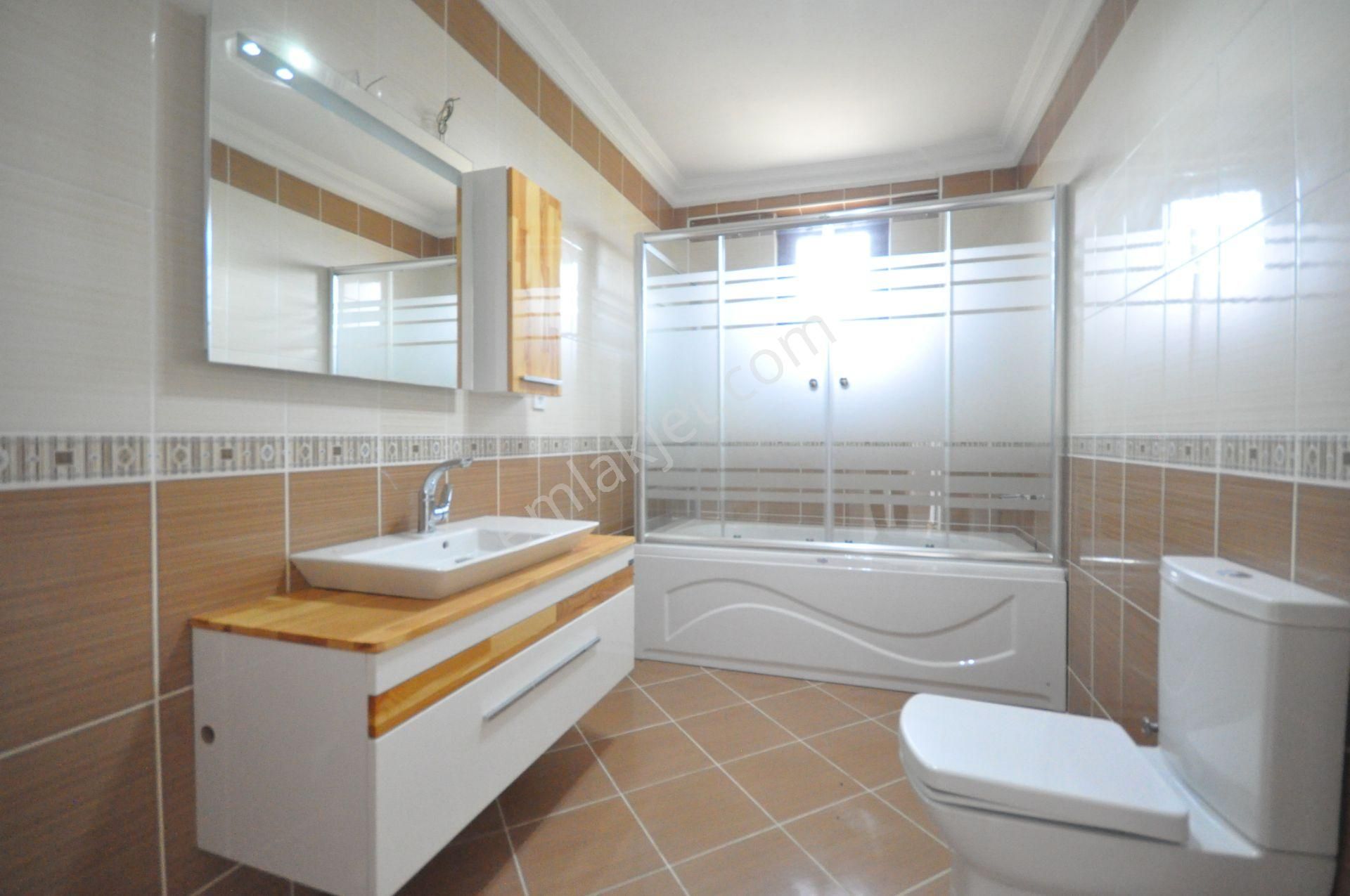 Silivri Selimpaşa'da 12.000m2 Arazi Üzerinde Satılık Lüks Villa - Görsel 27