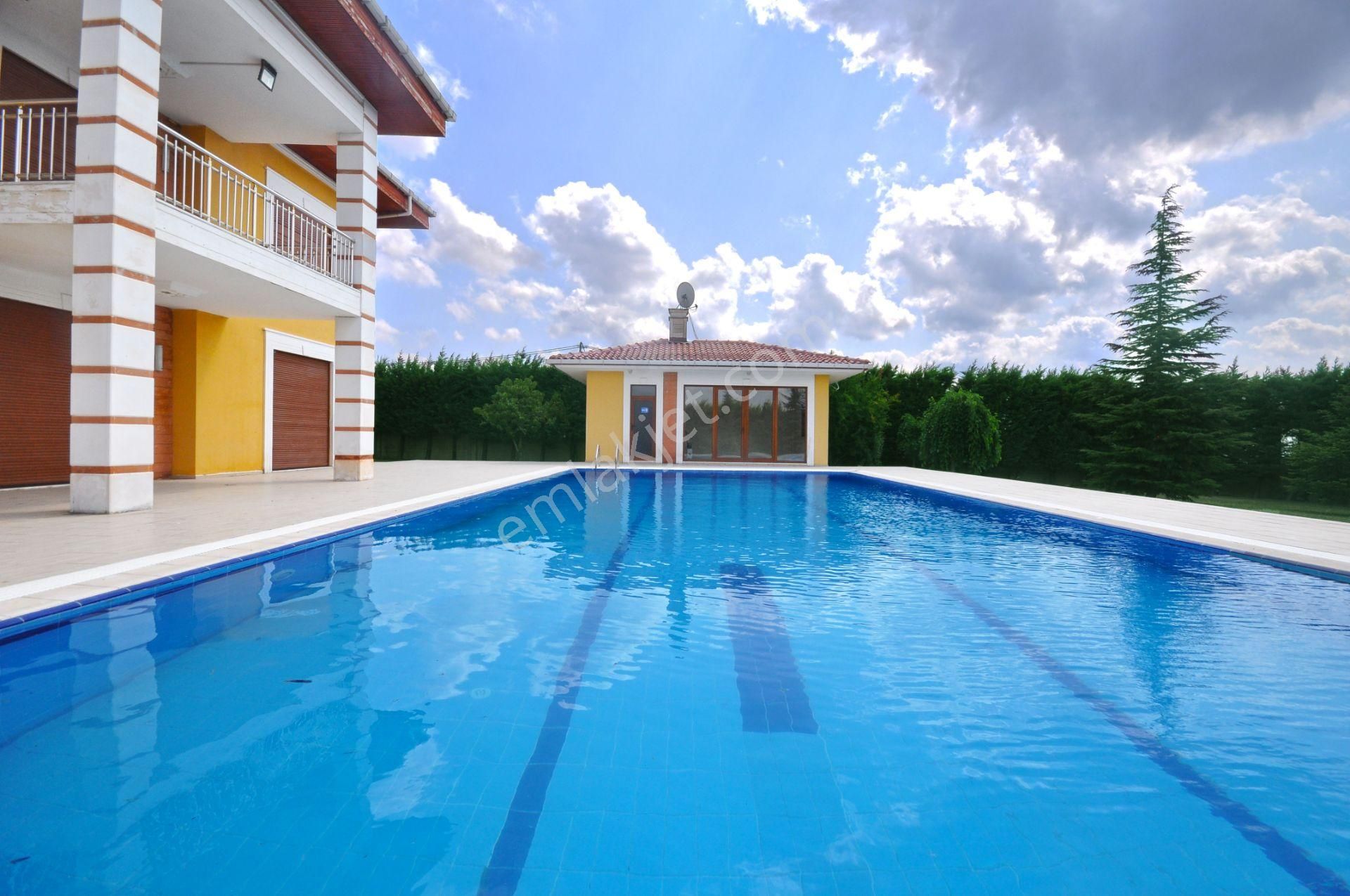 Silivri Selimpaşa'da 12.000m2 Arazi Üzerinde Satılık Lüks Villa - Görsel 7