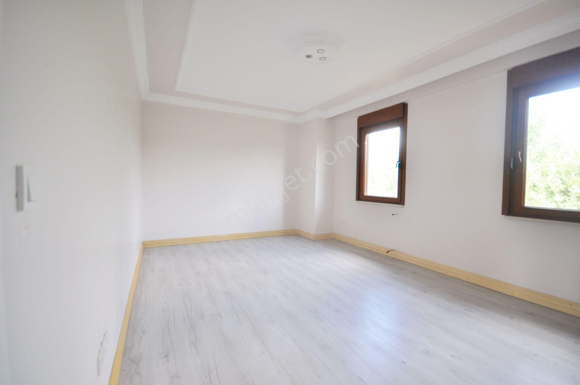 Silivri Selimpaşa'da 12.000m2 Arazi Üzerinde Satılık Lüks Villa - Görsel 26