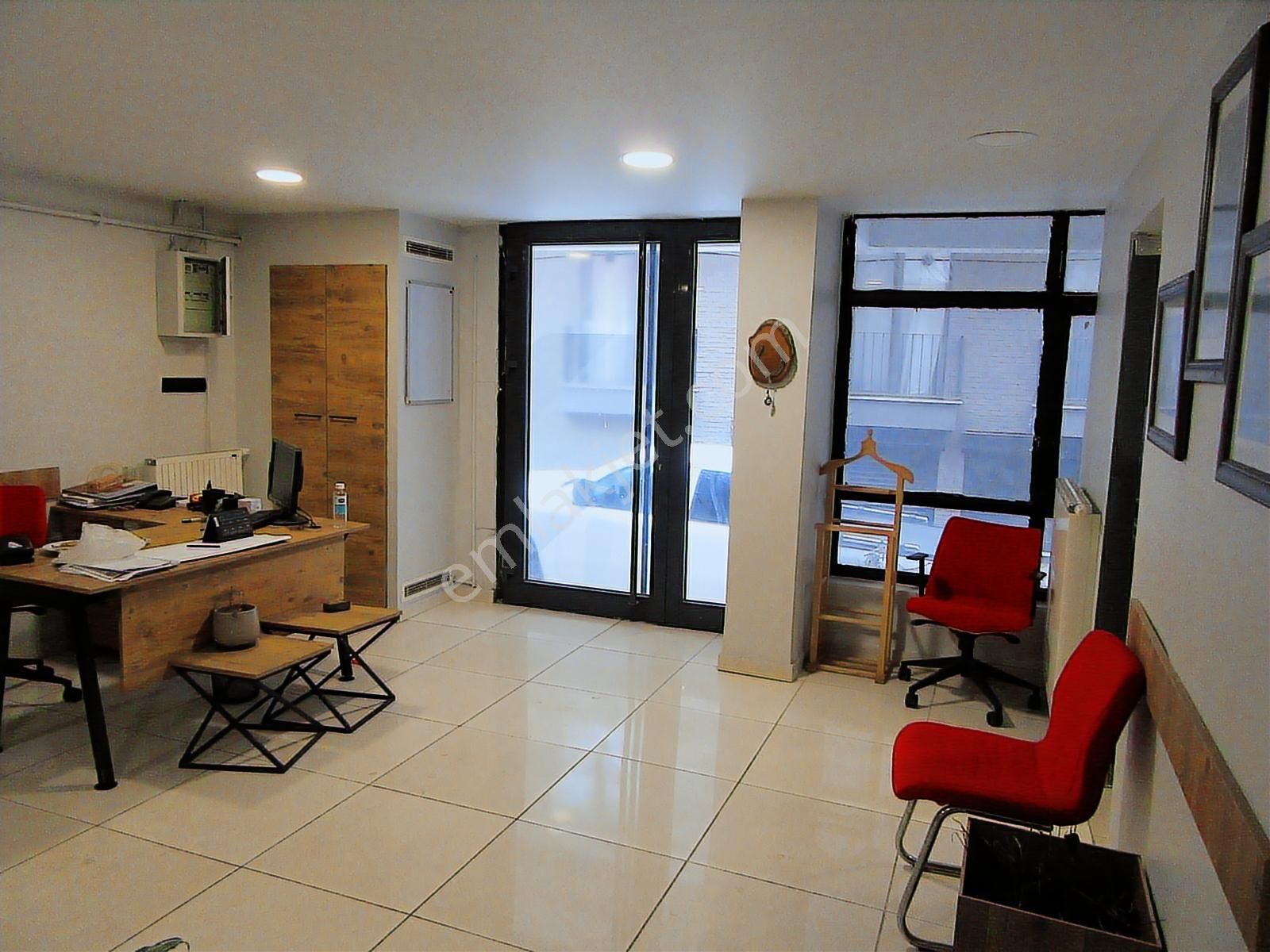 4.levent Emniyetevlerinde 100m2 Kiralık Dükkan - Görsel 2