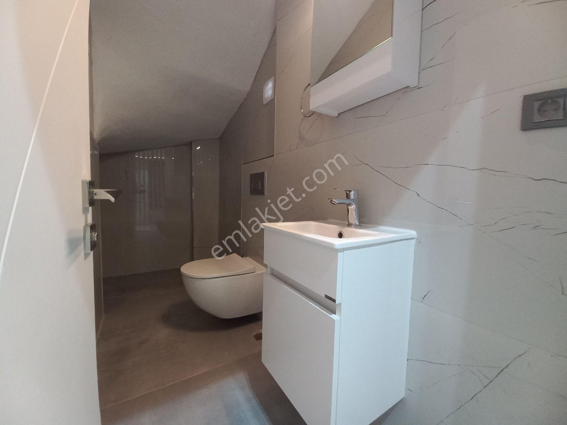 Didim'de Havuzlu Sitede Satılık 3+1 Müstakil Girişli, Bahçeli - Görsel 14