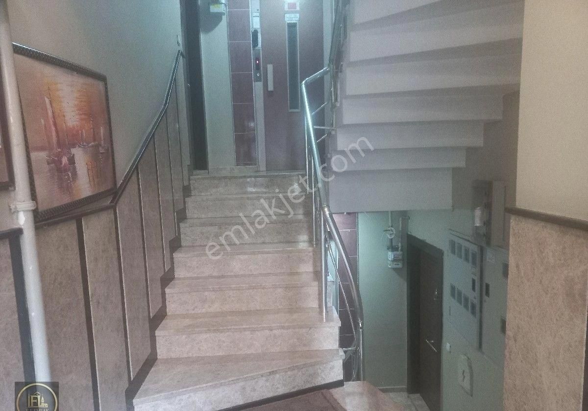 F-l Emlaktan İstiklal De Uygun Fiyata 2+1 Bahçe Katı Daire - Görsel 5