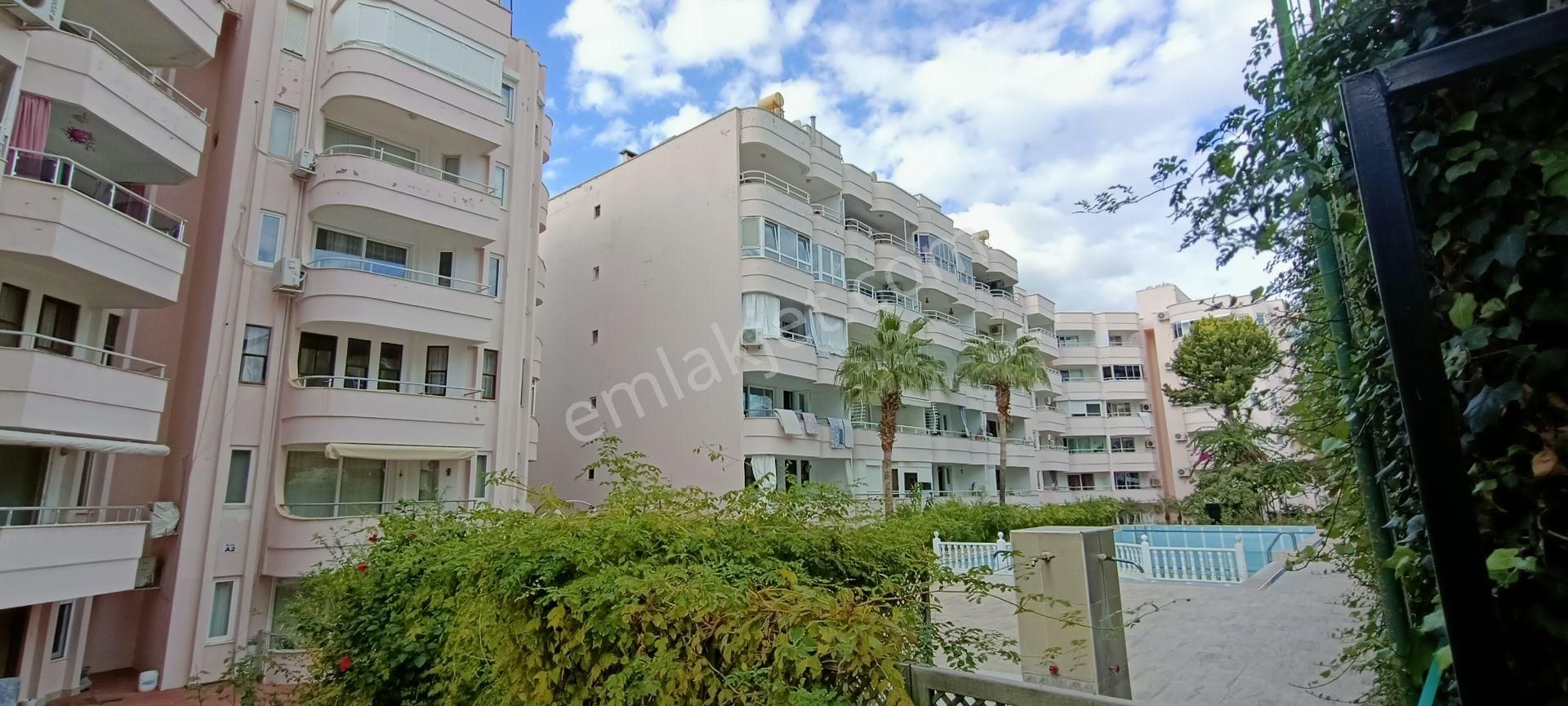 Alanya Da Hemen Taşınmaya Hazır Geniş Ve Ferah 2+1 Daire - Görsel 22