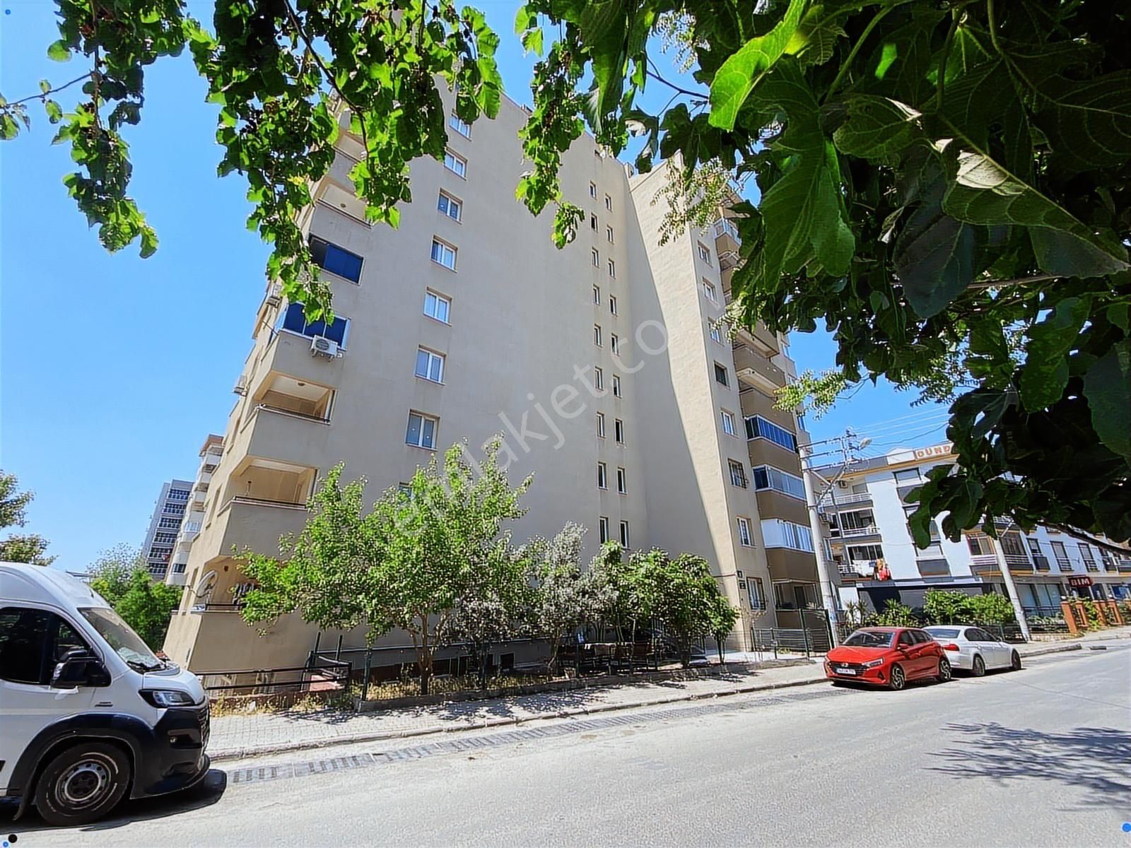 İzmir Buca Yenigün Mahallesinde Satılık Full Tadilatlı 3+1 Daire - Görsel 31