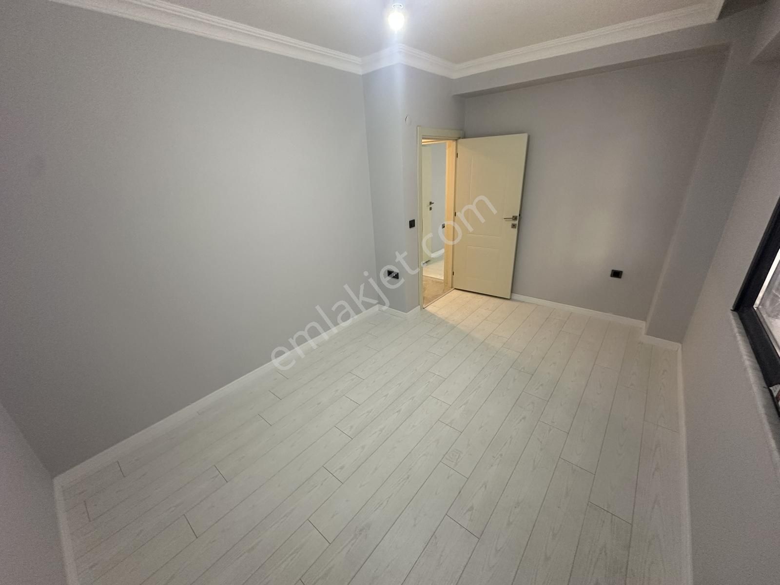 Şeref Emlak Lüx Yapılı Modern Satılık Daire 5,500,000 Tl - Görsel 11