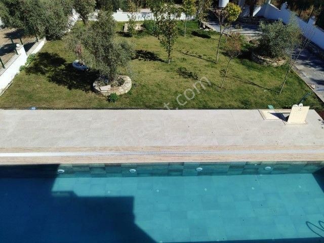 Kuşadası Soğucakta 1055 M2 Arsa İçinde 5+2 Satılık Ultra Lüks Villa - Görsel 7