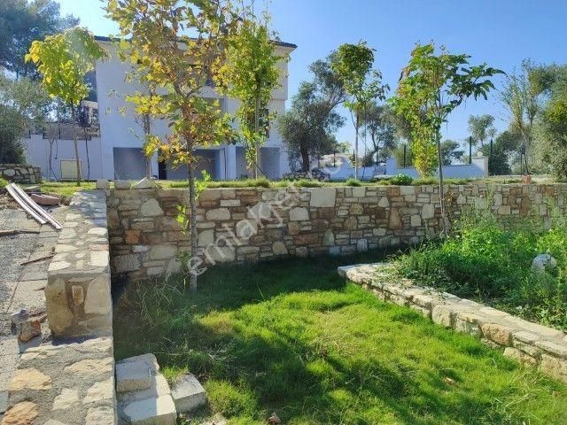 Kuşadası Soğucakta 1055 M2 Arsa İçinde 5+2 Satılık Ultra Lüks Villa - Görsel 5