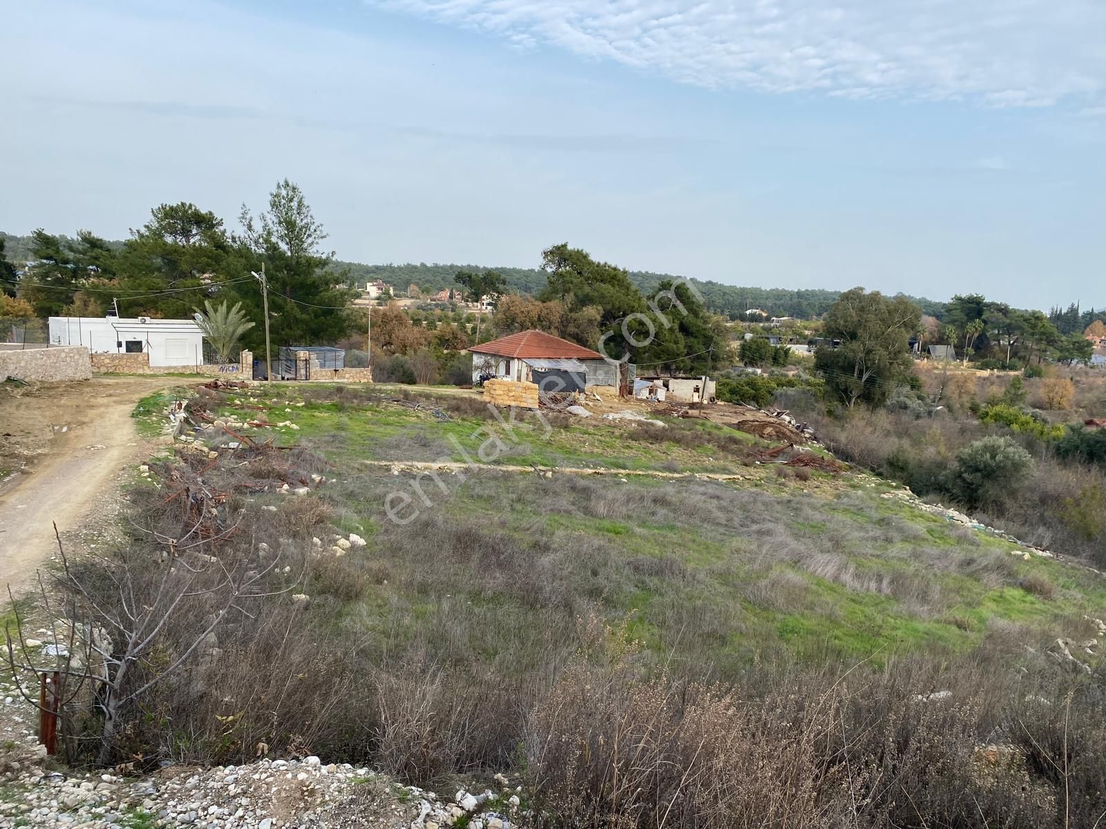 Konyaaltı Akdamlarda Doğanın İçinde Satılık 2.656m²arazi - Görsel 2