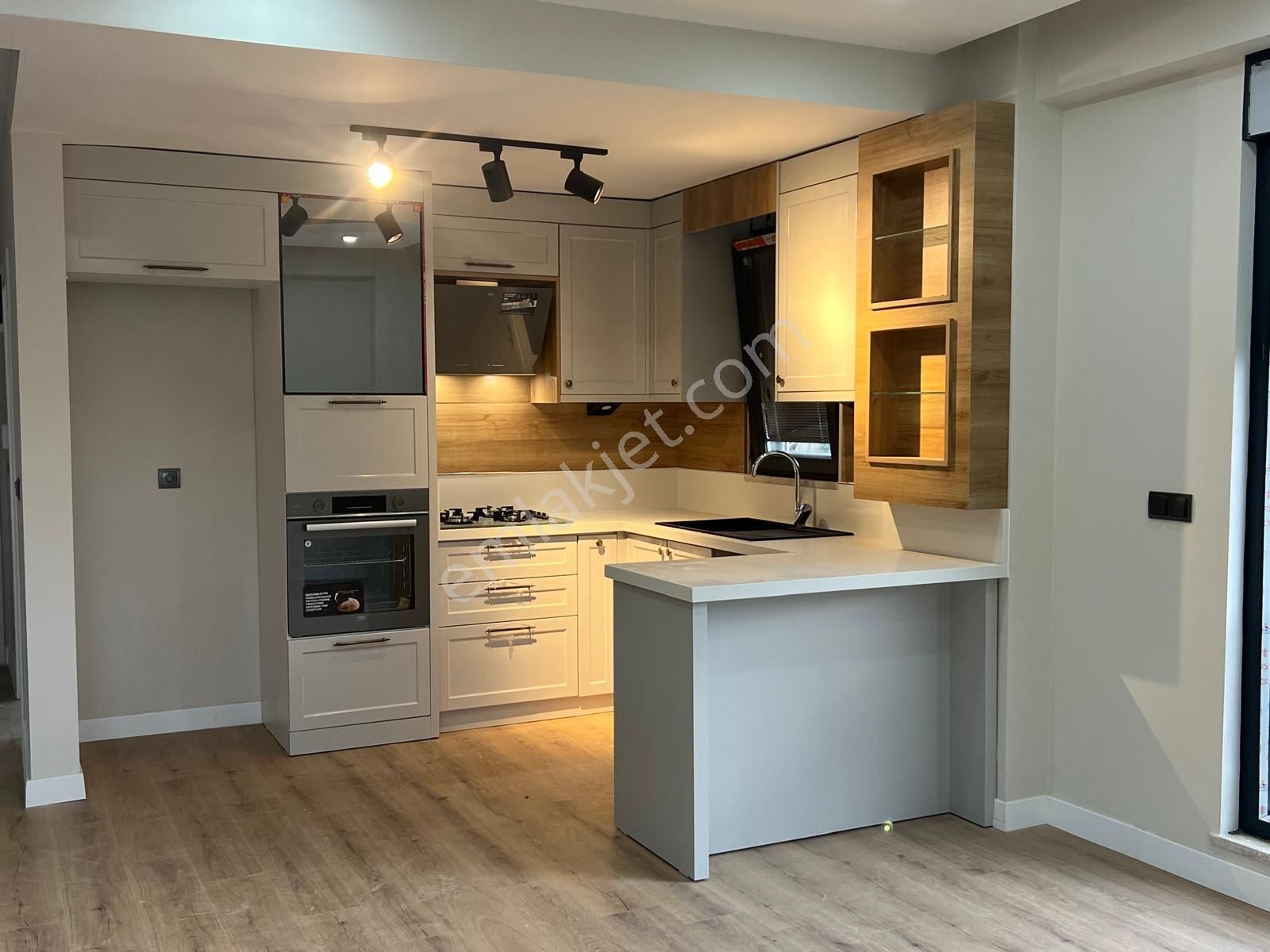 Akçay Aras Emlaktan Mıhlıda Denize 250 M. Site İçi Müstakil 4+1 Villa - Görsel 19