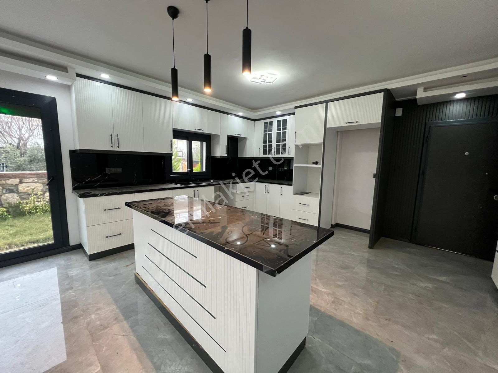 🏡 Altınkum Mahallesi’nde Satılık Müstakil Havuzlu Lüks Villa-102 - Görsel 12