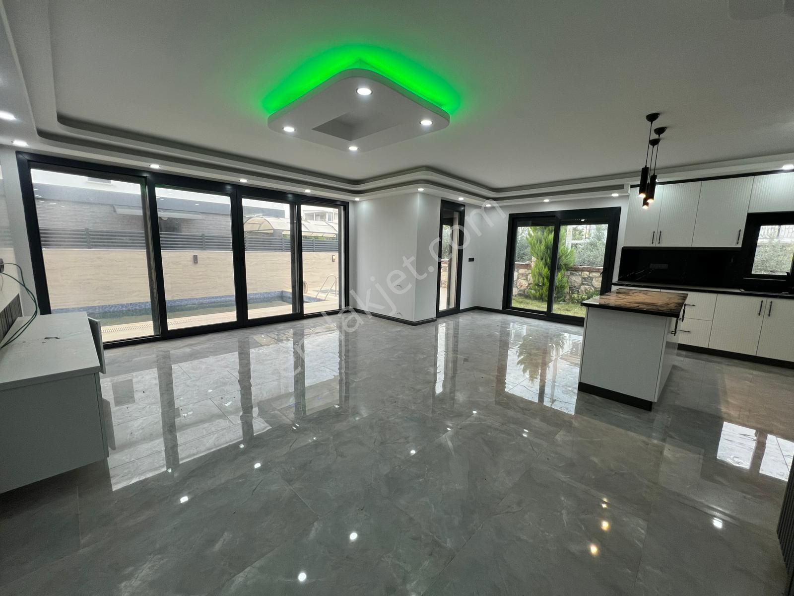 🏡 Altınkum Mahallesi’nde Satılık Müstakil Havuzlu Lüks Villa-102 - Görsel 13