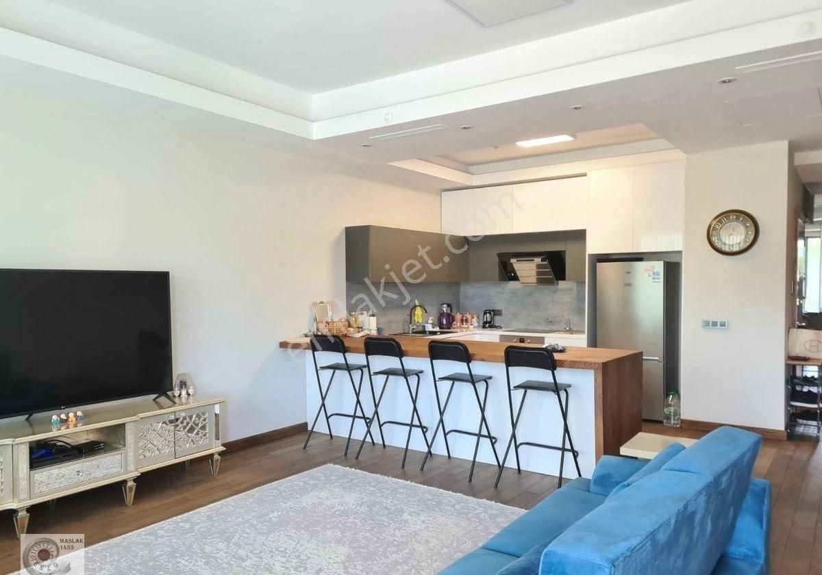 Ağaoğlu Maslak 1453 De 3+1 210 M2 Eşyalı Güncel Kiralık Daire