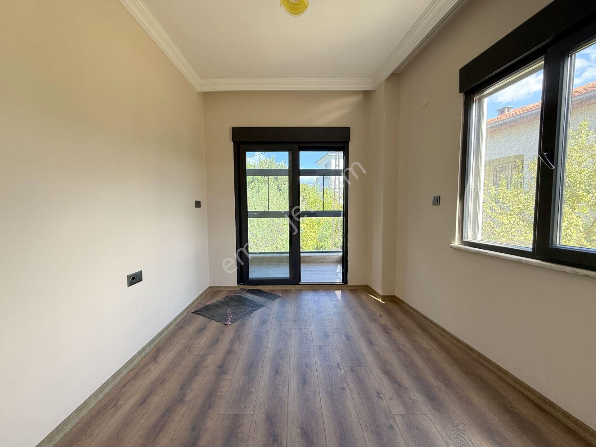 💥💥 Güç Gayrimenkul'den Akçay'da Doğa Manzaralı Denize Yakın Ultra Lüx Satılık 4+1 Villa - Görsel 21