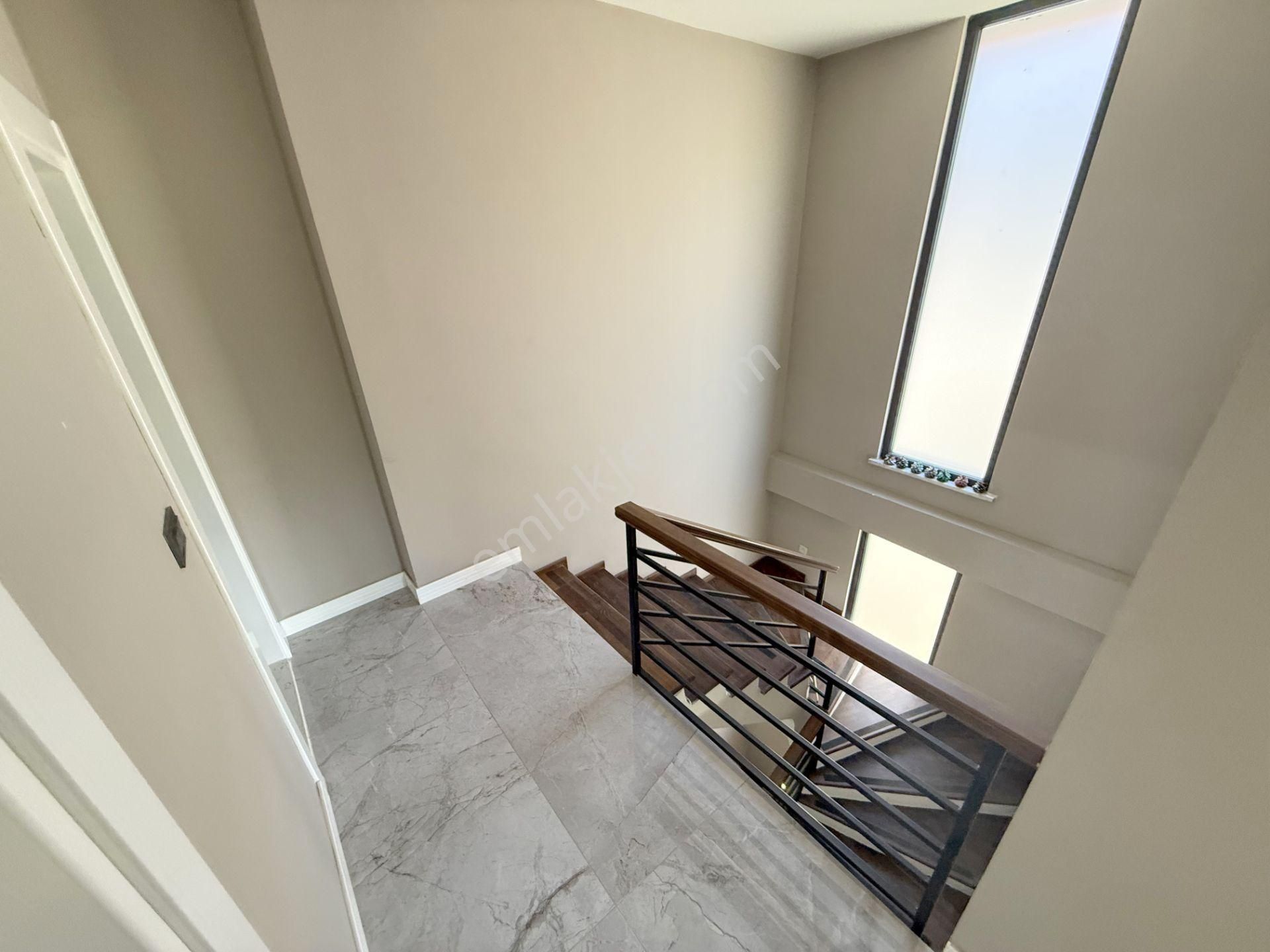 💥💥 Güç Gayrimenkul'den Akçay'da Doğa Manzaralı Denize Yakın Ultra Lüx Satılık 4+1 Villa - Görsel 30