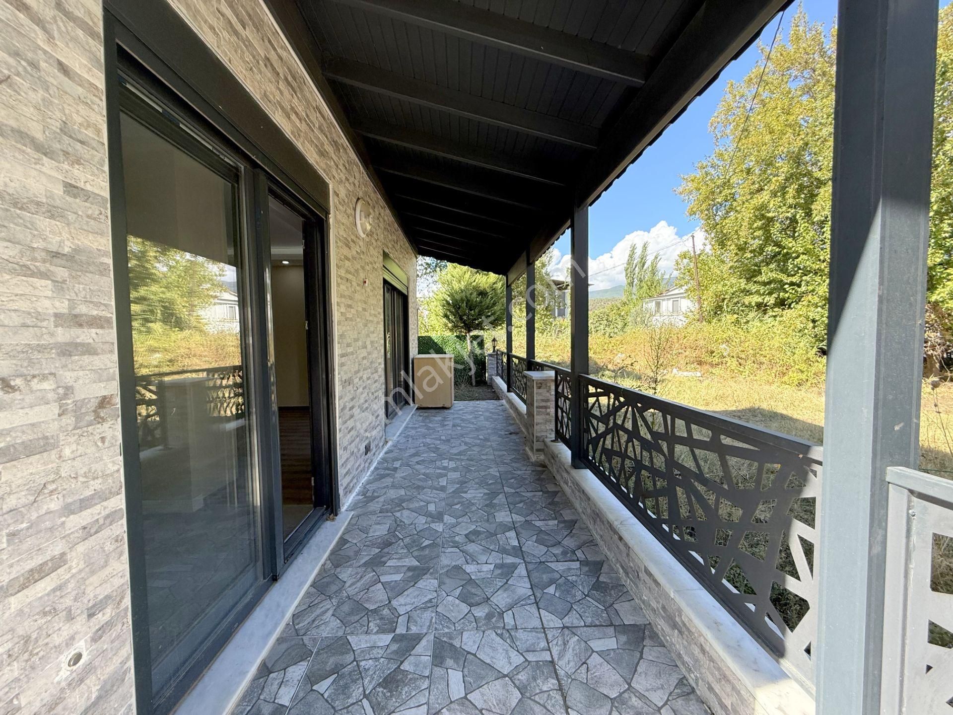 💥💥 Güç Gayrimenkul'den Akçay'da Doğa Manzaralı Denize Yakın Ultra Lüx Satılık 4+1 Villa - Görsel 22