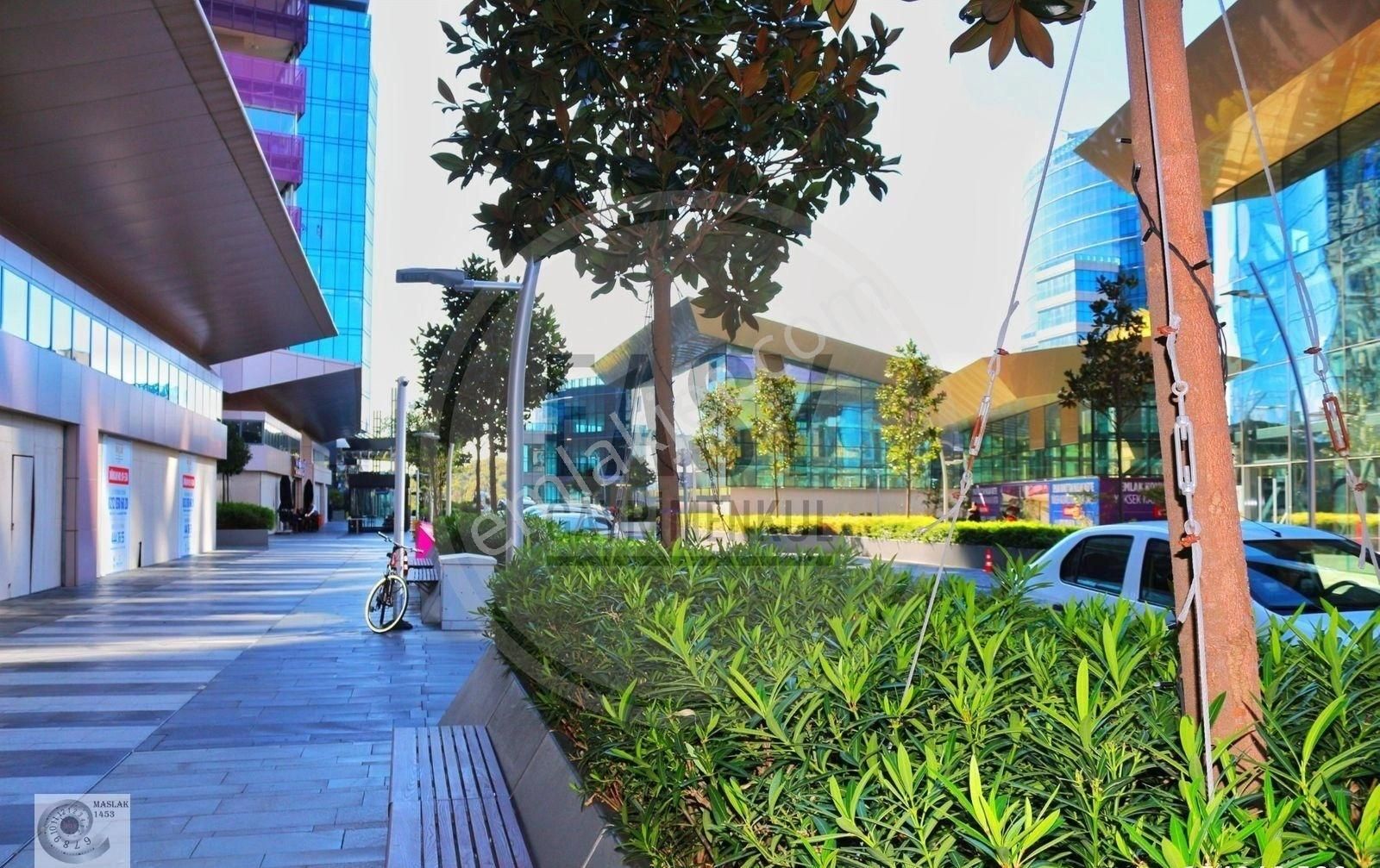 Ağaoğlu Maslak 1453 Sitesinde 1+1 Satılık Daire Boş Kış Bahçeli - Görsel 18