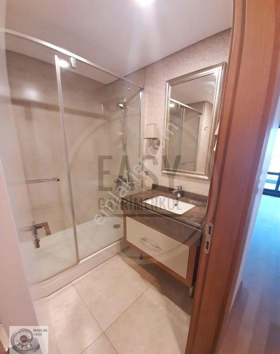 Maslak 1453 Sitesinde 1+0 Satılık Stüdyo Daire Satılık Boş - Görsel 2