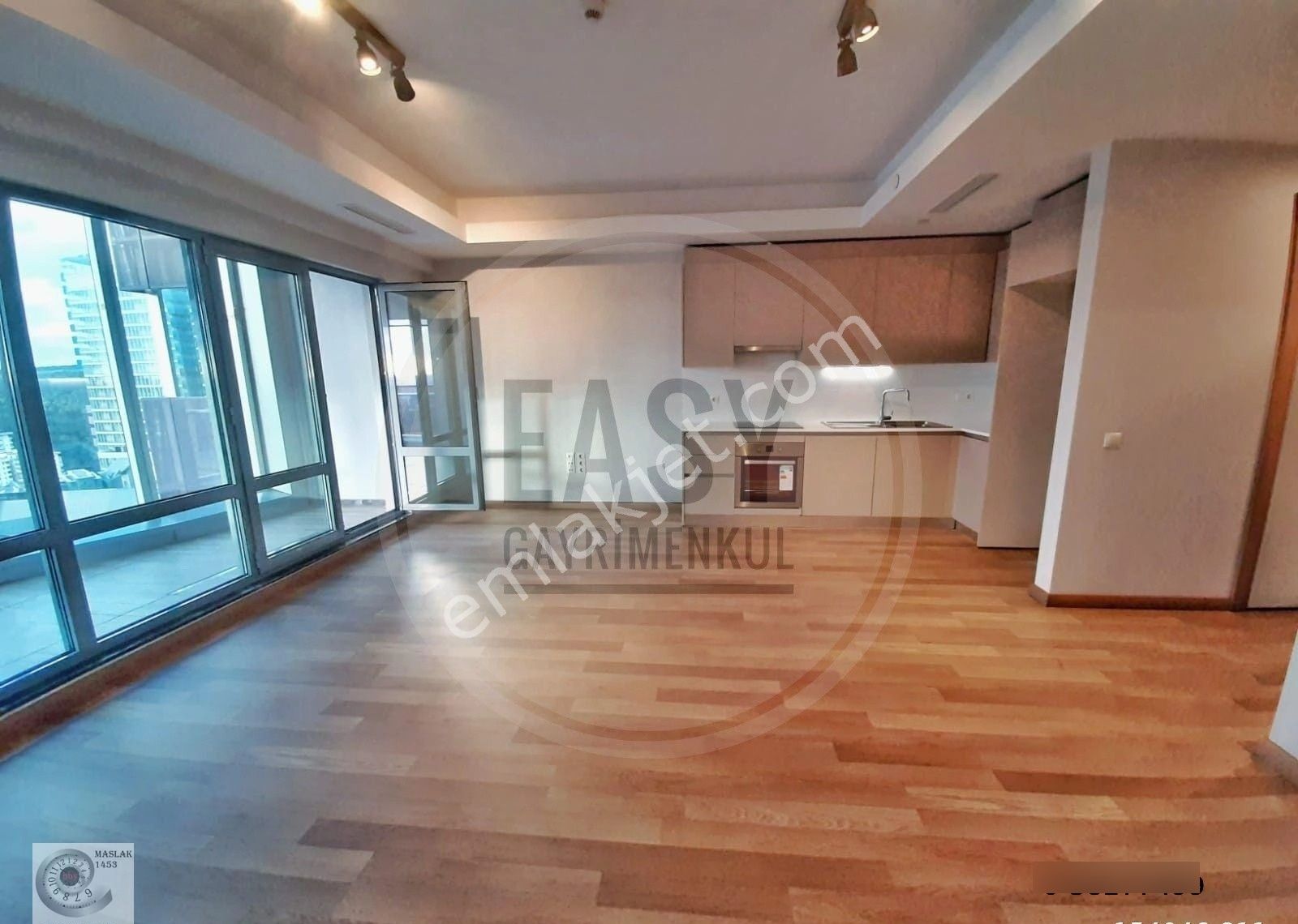 Maslak 1453 Sitesinde 1+0 Satılık Stüdyo Daire Satılık Boş - Görsel 23