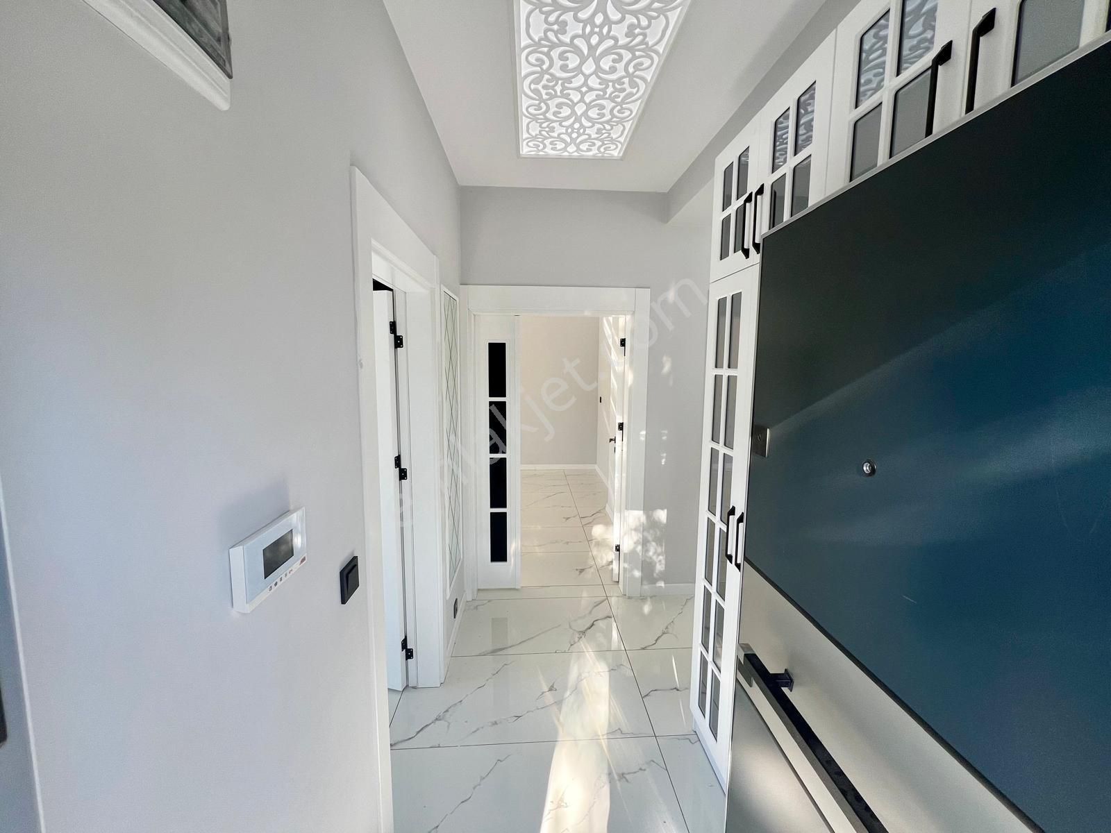 Akçay Aras Emlaktan Güre Çamlıbelde Denize 500 M. 4+1 Villa - Görsel 8