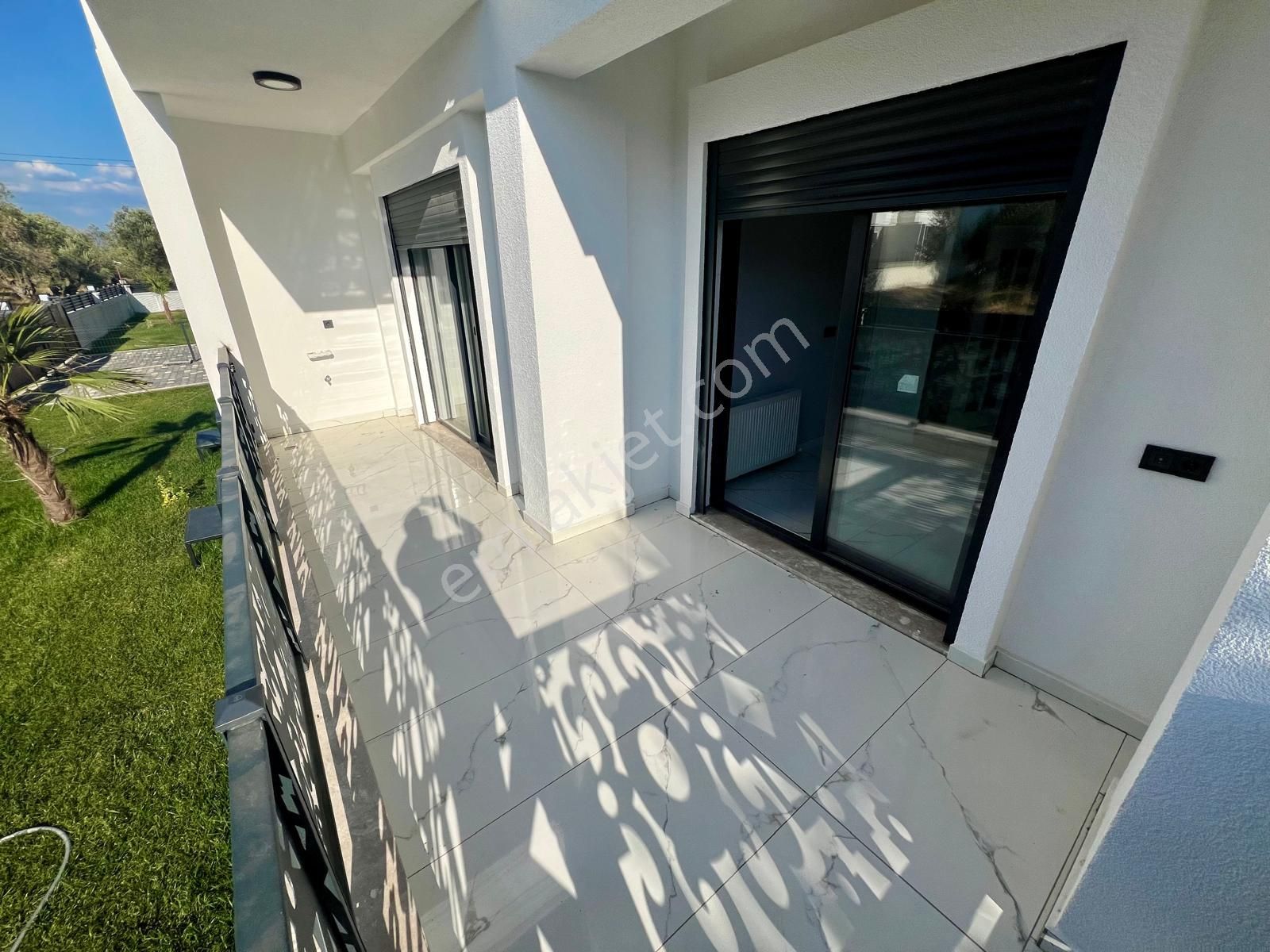 Akçay Aras Emlaktan Güre Çamlıbelde Denize 500 M. 4+1 Villa - Görsel 15