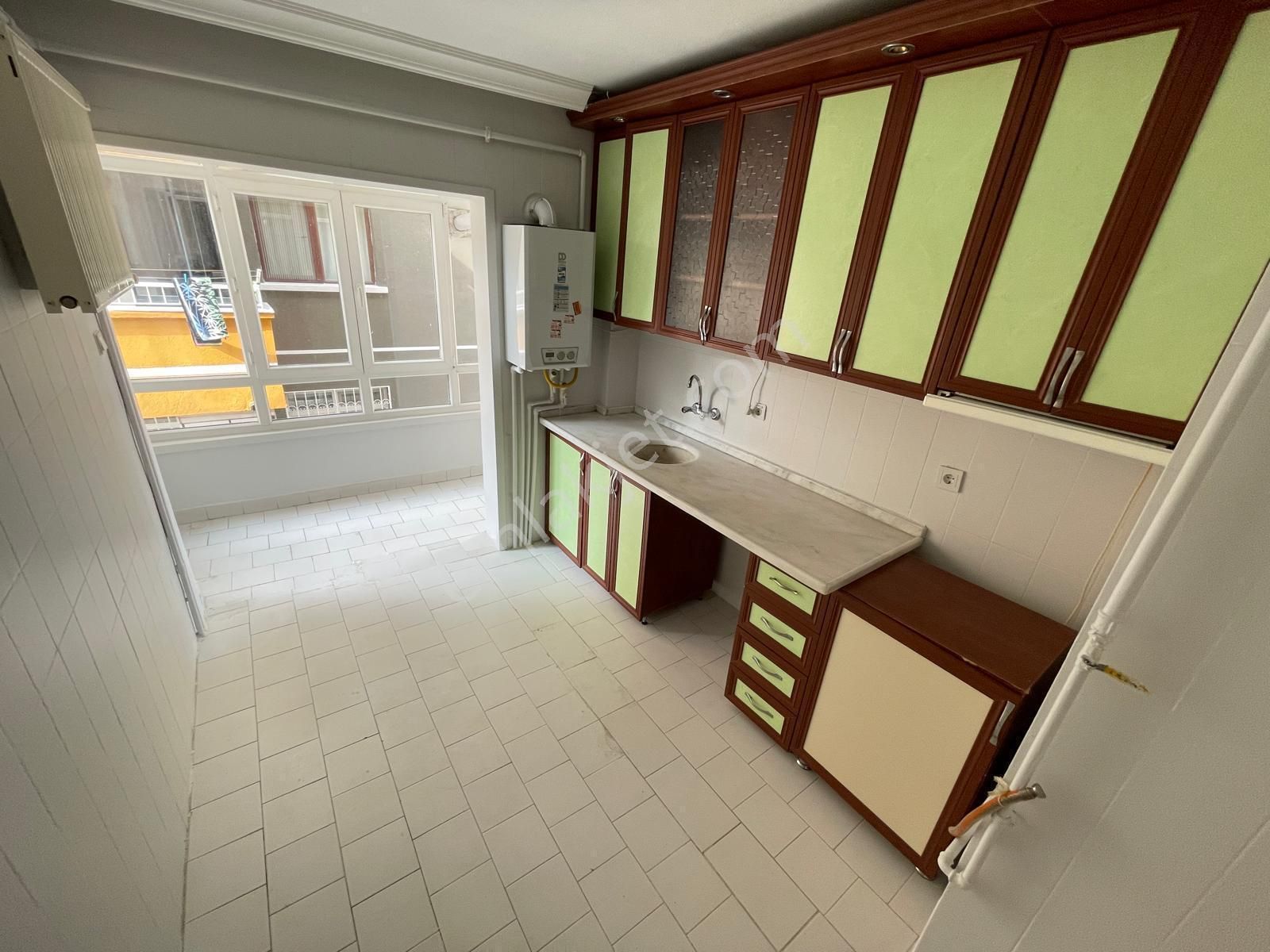 İncirli Mahallesi'nde Katta 3+1 Daire!