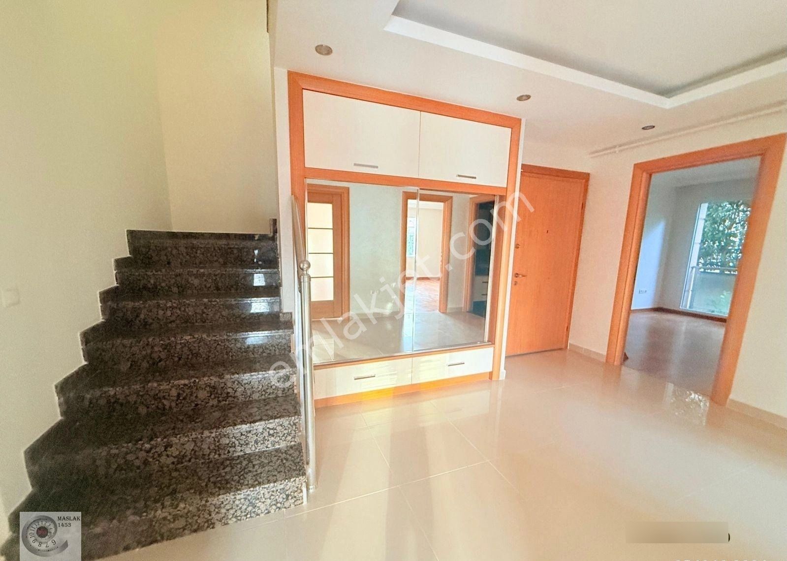 Sarıyer Maden' Sitede Çatı Dublex Satılık Villa Konsept - Görsel 6