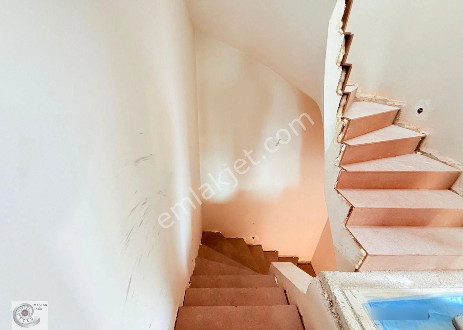 Uskumruköyde Satılık 4+1 Villa Satılık En Özel Malzemelerde Son Sistem Yapılmış Boş Daire - Görsel 31