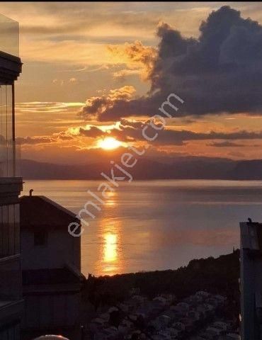 Kuşadasında Site İçinde Yatırıma Uygun 1+1 Satılık Daire - Görsel 9