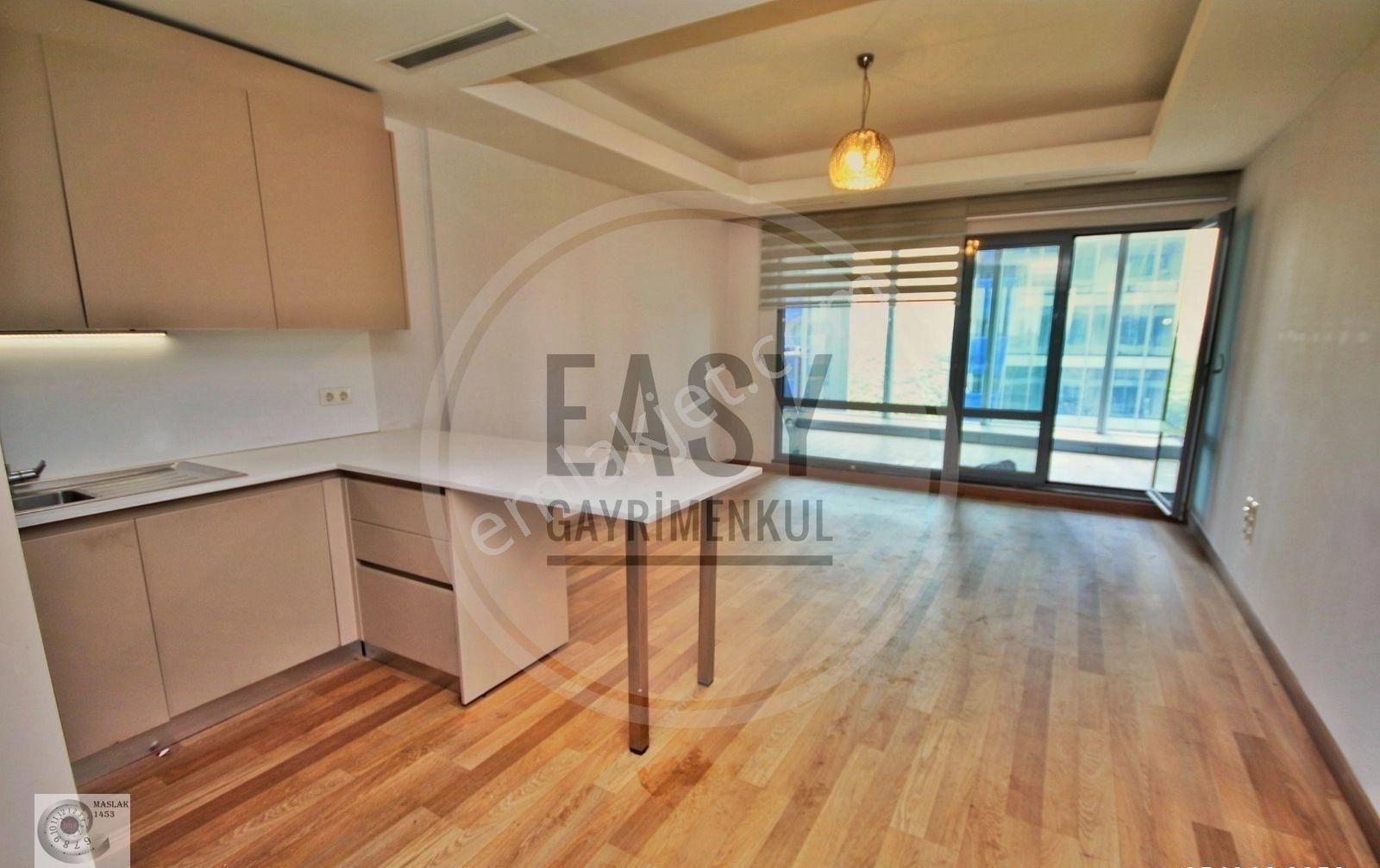 Maslak 1453 Sitesinde Satılık 1+1 C Kule Boş Balkonlu Daire - Görsel 14