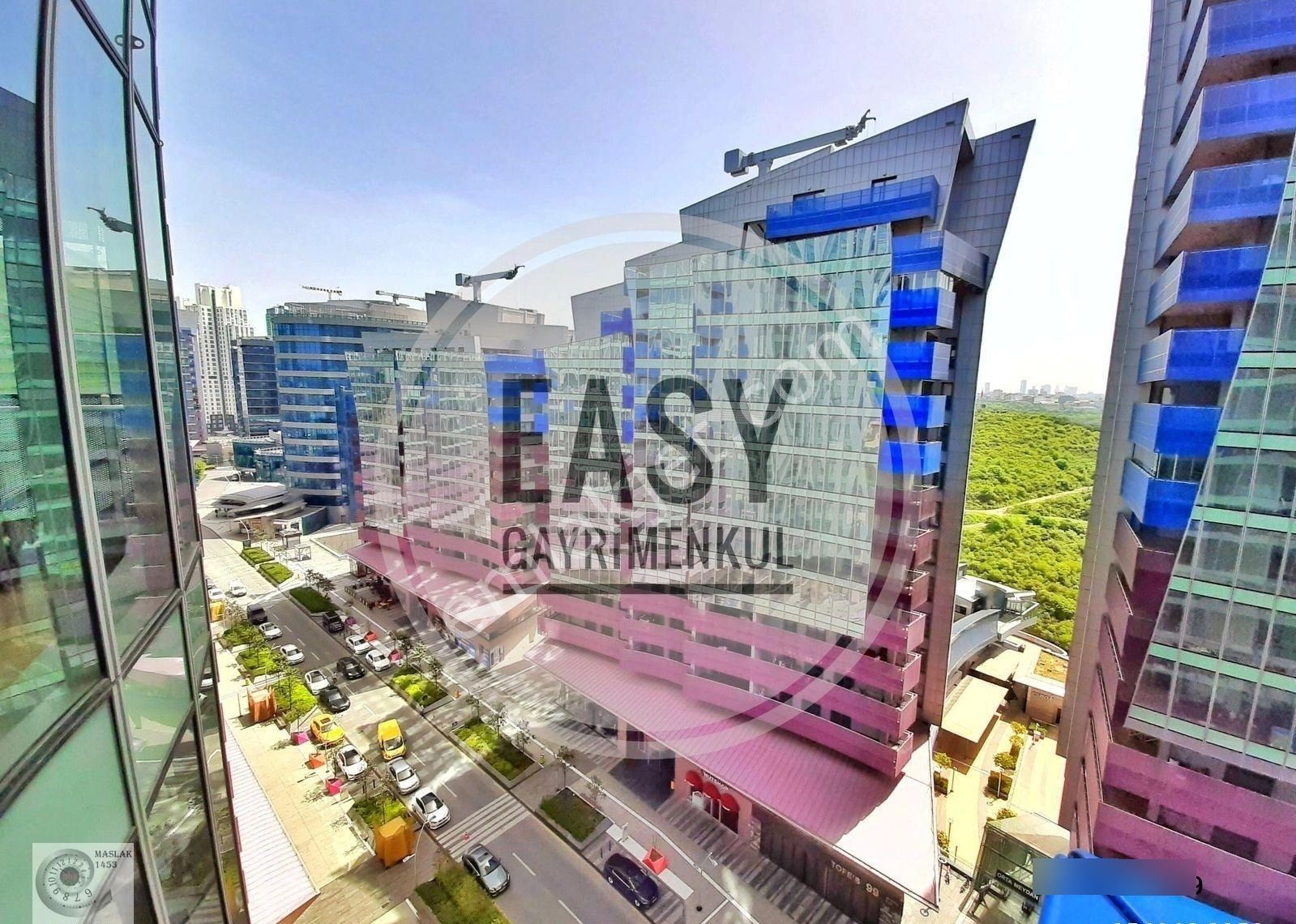 Maslak 1453 Sitesinde Satılık 1+1 C Kule Boş Balkonlu Daire - Görsel 5