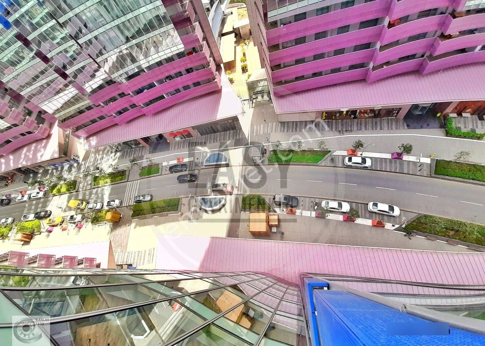 Maslak 1453 Sitesinde Satılık 1+1 C Kule Boş Balkonlu Daire - Görsel 12