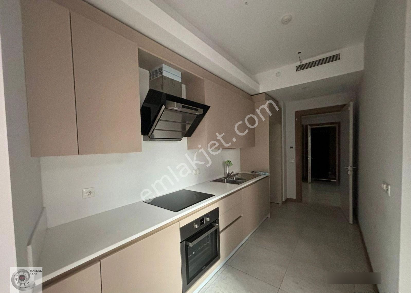 Maslak 1453 Sitesinde 2+1 Satılık Daire Köşe ***boş*** - Görsel 24