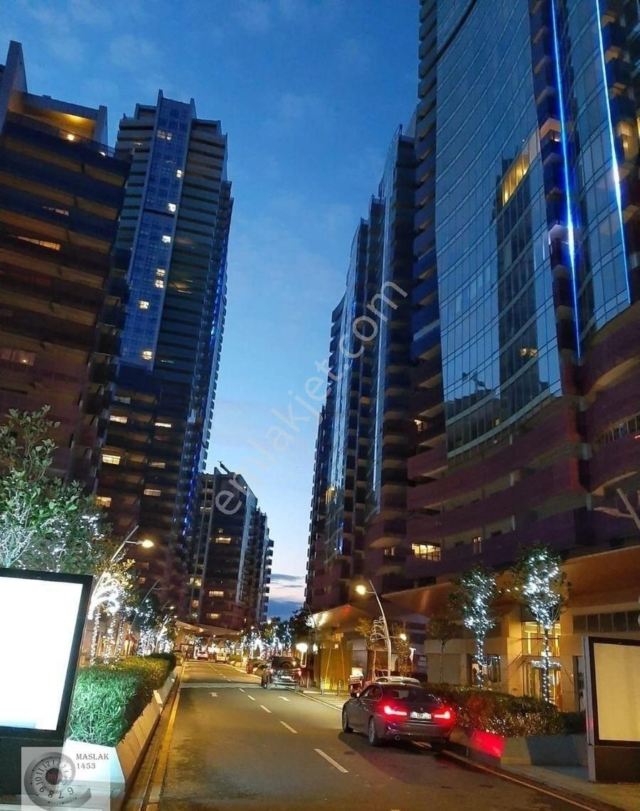 Maslak 1453 Sitesinde 2+1 Satılık Daire Köşe ***boş*** - Görsel 13