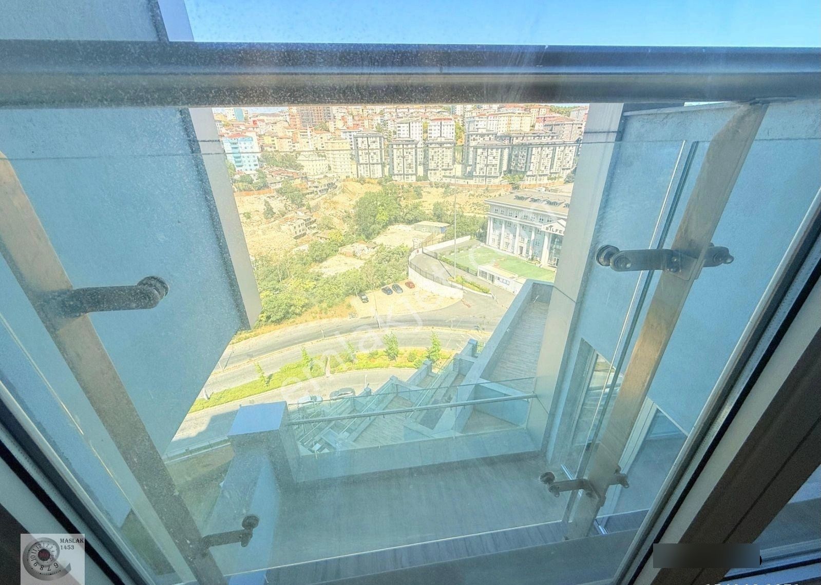 Ağaoğlu Maslak 1453 Sitesinde 2 Bölmeli Ofis Satılık ***boş***teraslı - Görsel 3