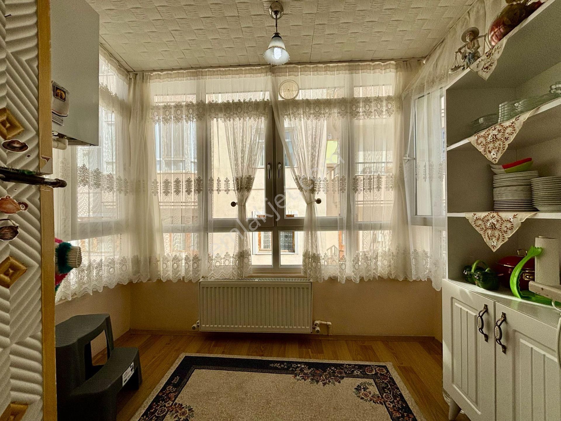 Pursaklar Mehmet Zengin Emlak'tan Hastane Yakını, Masrafsız 3.kat 3+1 Daire - Görsel 9