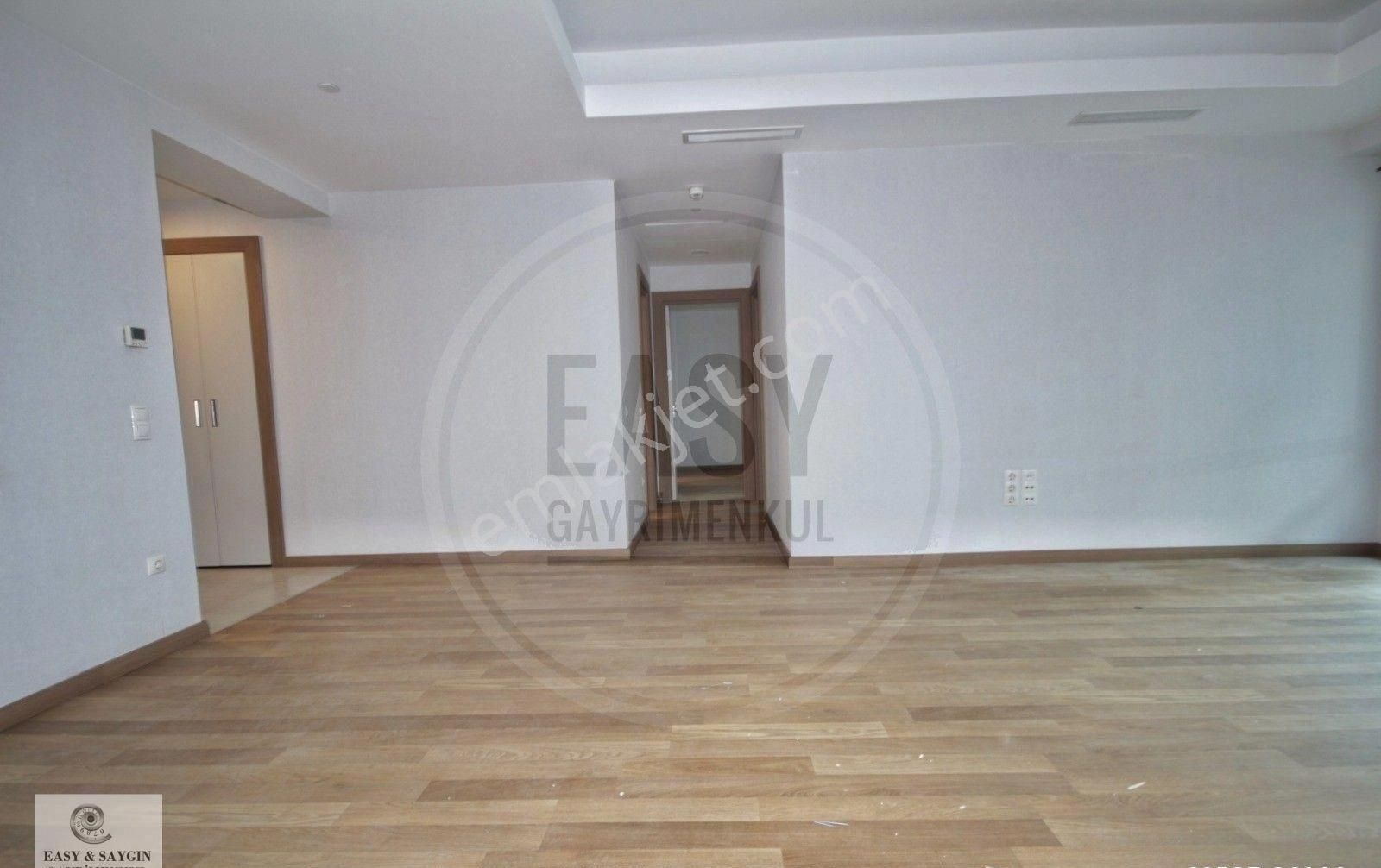 Ağaoğlu Maslak 1453 Sitesinde 2+1 Büyük Tip Satılık ***boş*** - Görsel 8