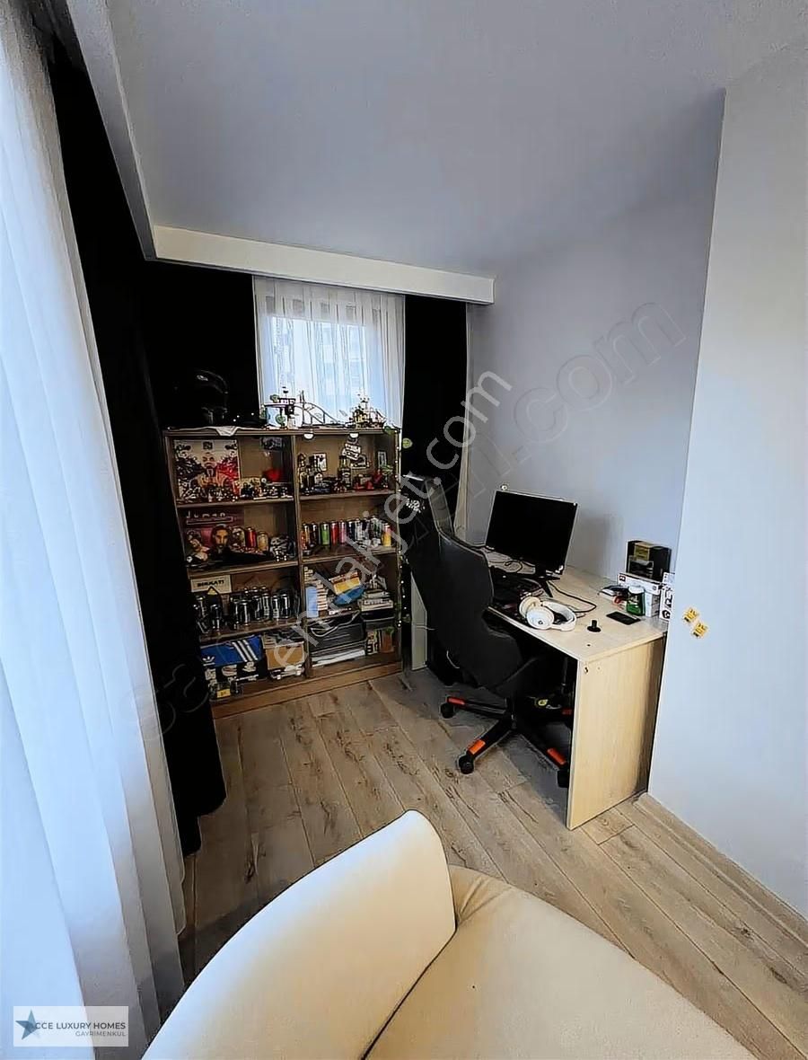 Acce'den Üsküdar Bahçelievler'de Dublex Daire - Görsel 4