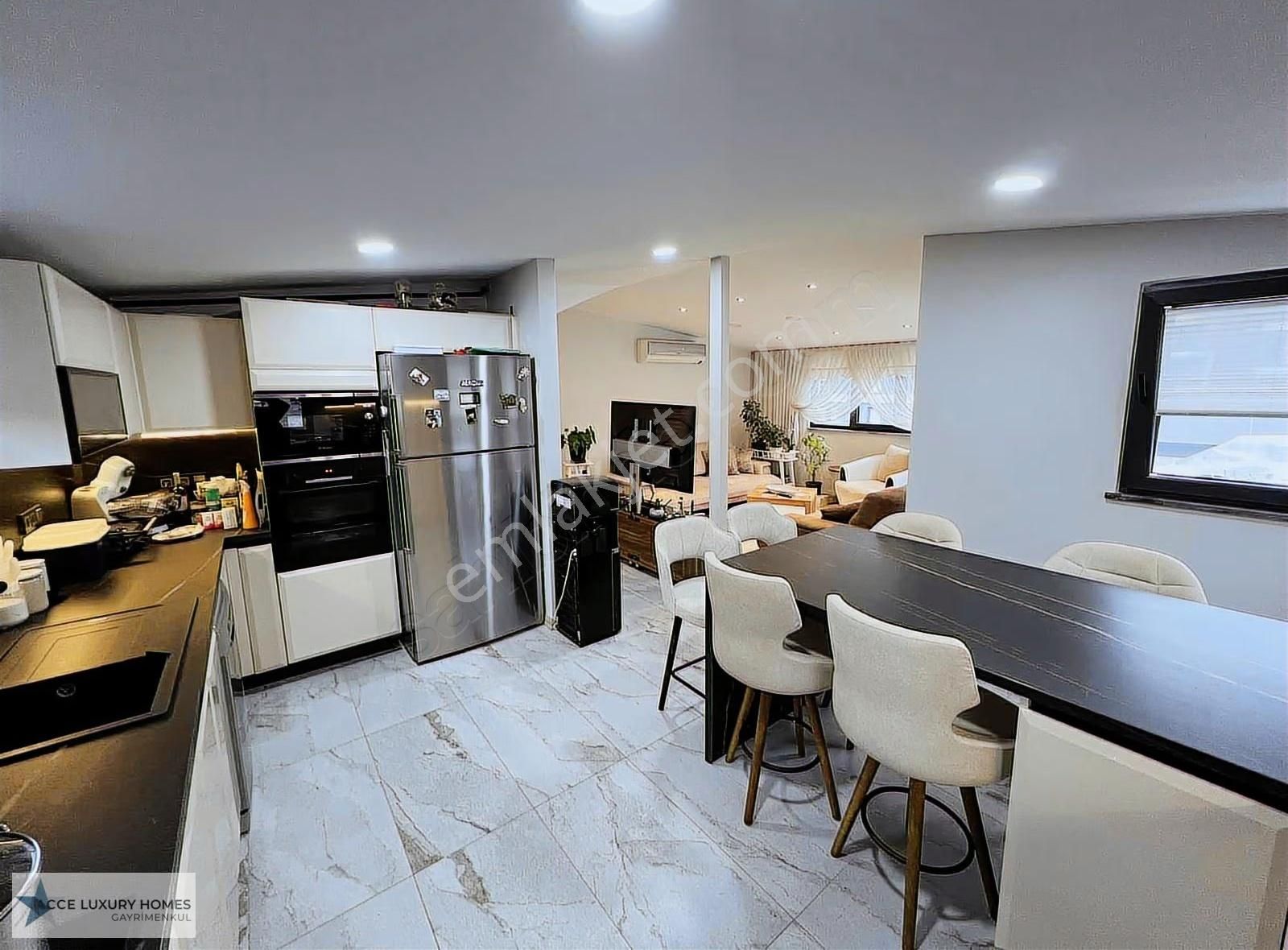 Acce'den Üsküdar Bahçelievler'de Dublex Daire - Görsel 3