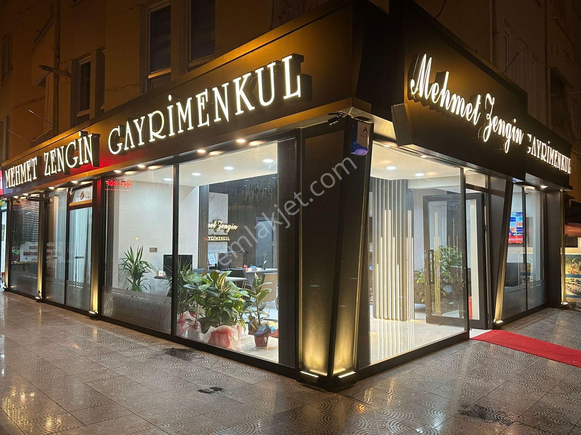 Pursaklar Mehmet Zengin Emlak' Otoparklı Hastane Yakını 6.kat 4+1 Ultra Lüks Sitede - Görsel 39