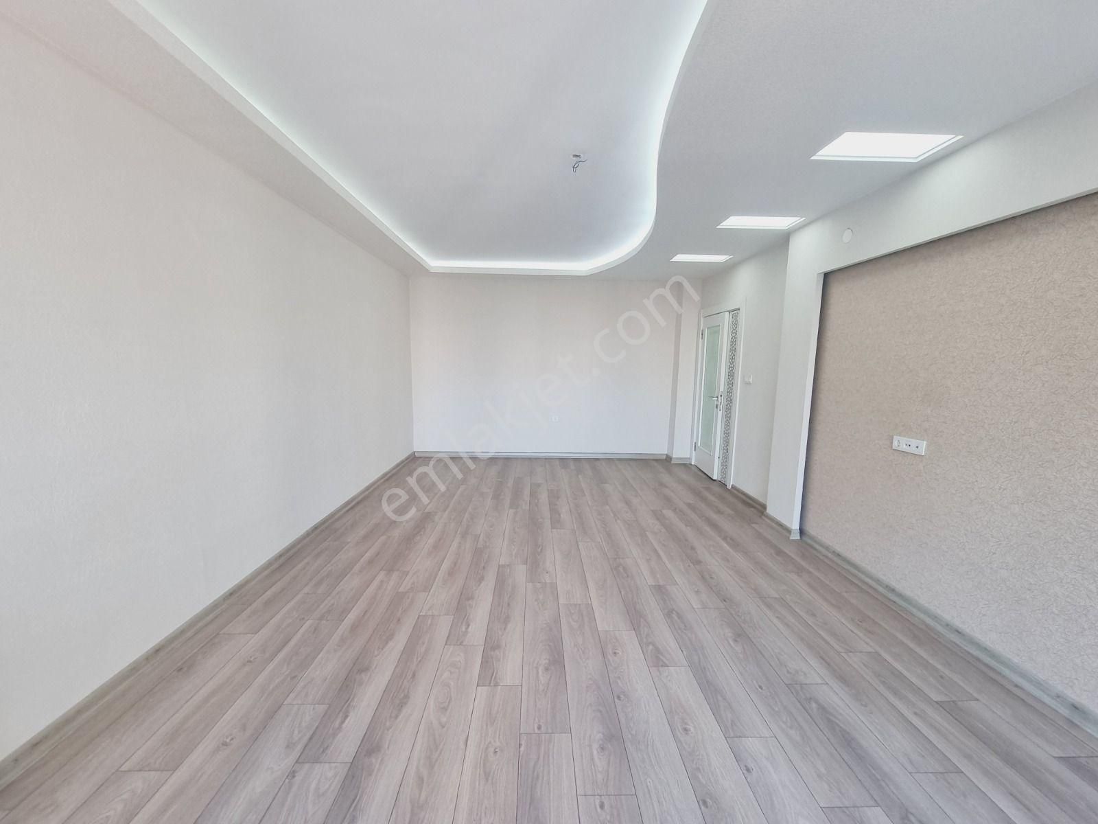 Pursaklar Mehmet Zengin Emlak' Otoparklı Hastane Yakını 6.kat 4+1 Ultra Lüks Sitede - Görsel 10