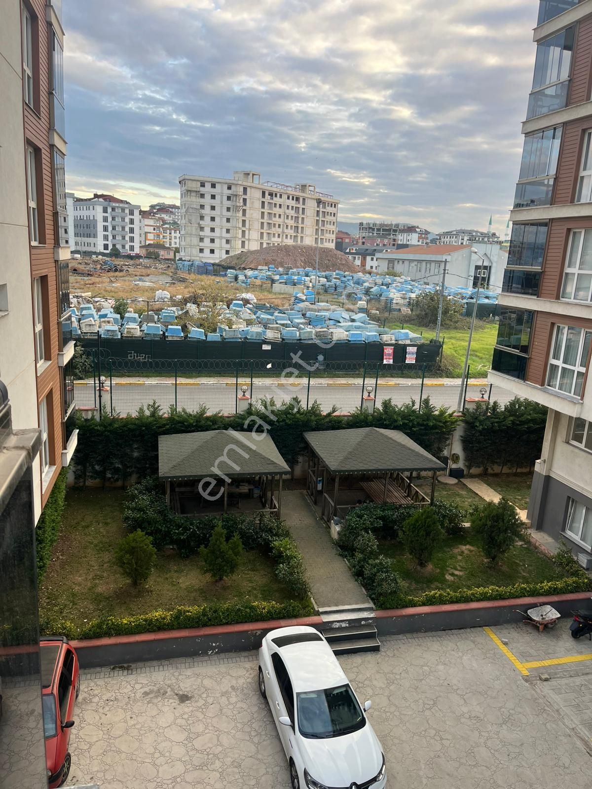 Adil Mahallesinde Site İçerisinde 2+1 Satılık Daire - Görsel 17