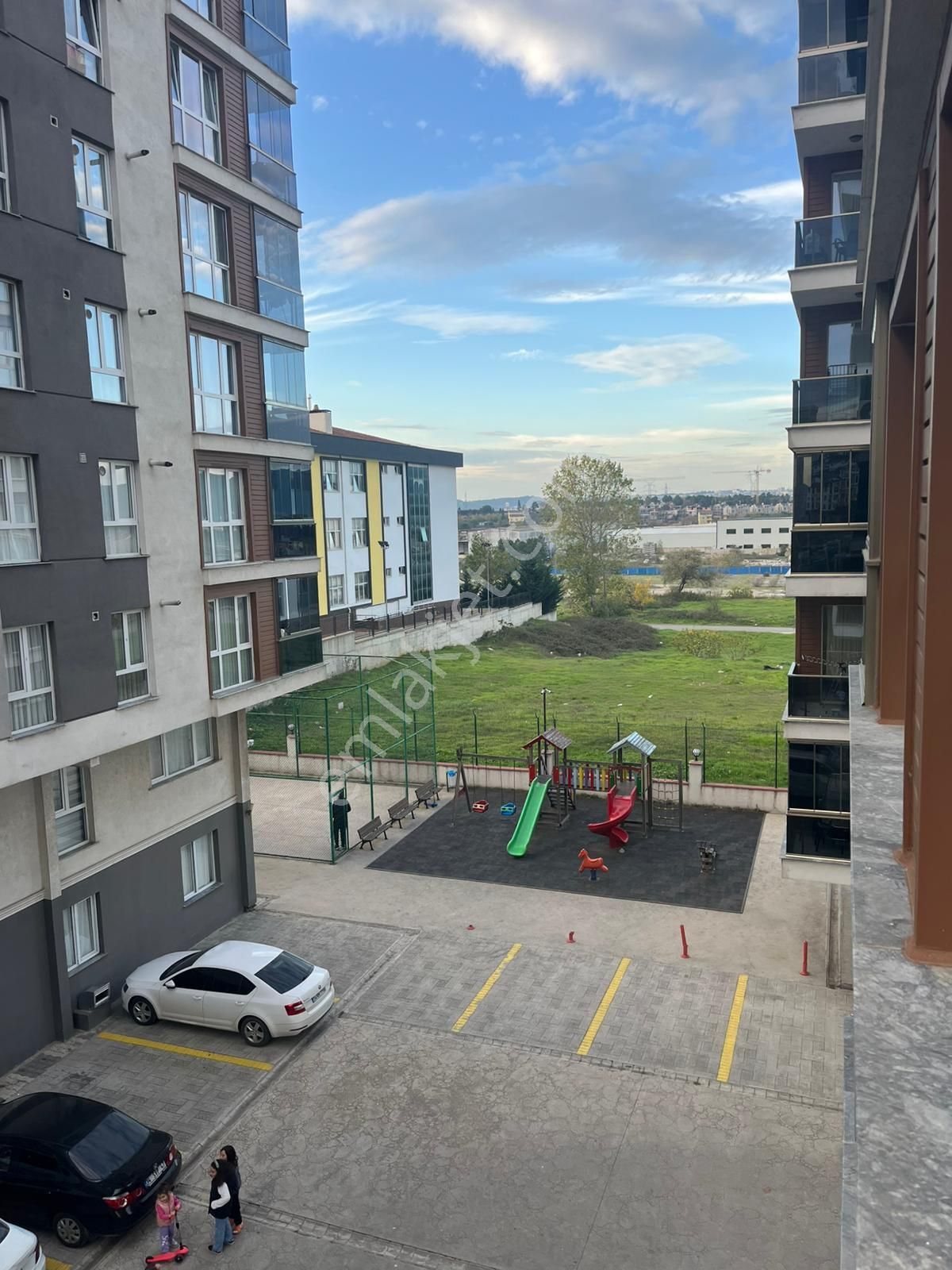 Adil Mahallesinde Site İçerisinde 2+1 Satılık Daire - Görsel 6