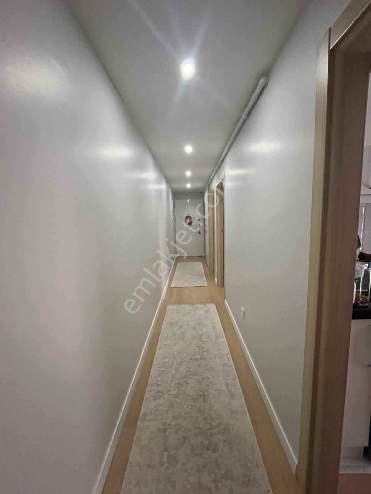 Adil Mahallesinde Site İçerisinde 2+1 Satılık Daire - Görsel 16