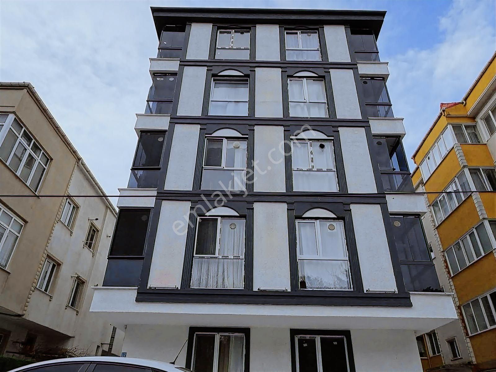 Çerkezköy Yıldırım Beyazıt Mh. Merkezi Konumda Sıfır 1+1 Daire - Görsel 26