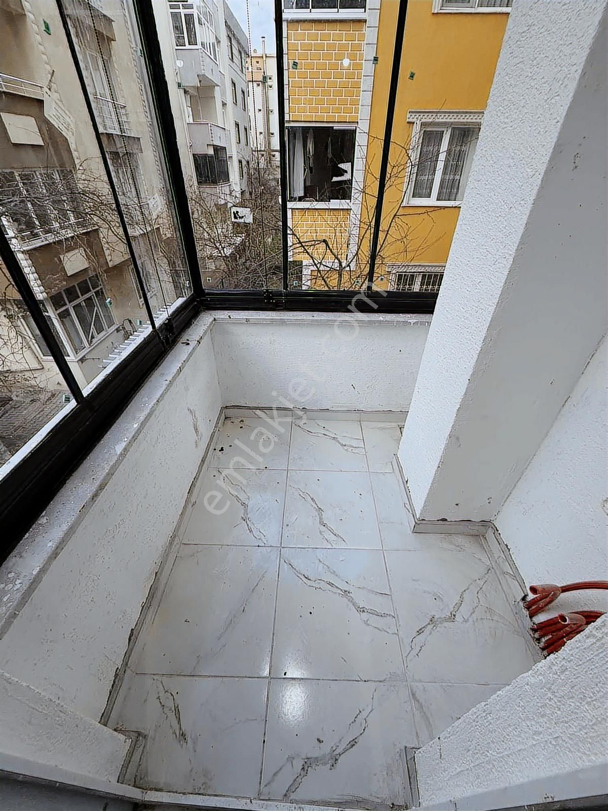 Çerkezköy Yıldırım Beyazıt Mh. Merkezi Konumda Sıfır 1+1 Daire - Görsel 10